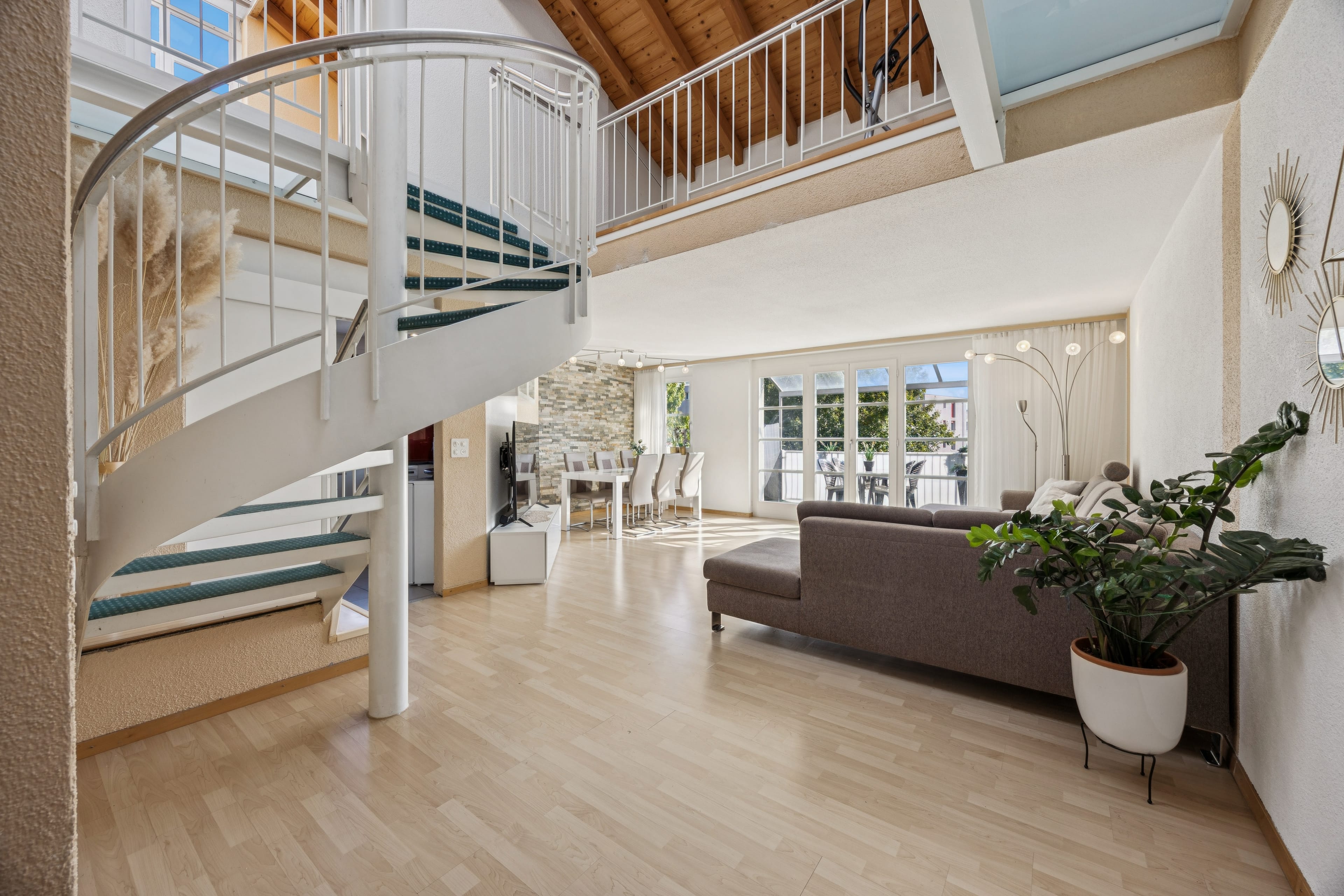 Attraktive 5.5-Zimmer-Maisonettewohnung - 4