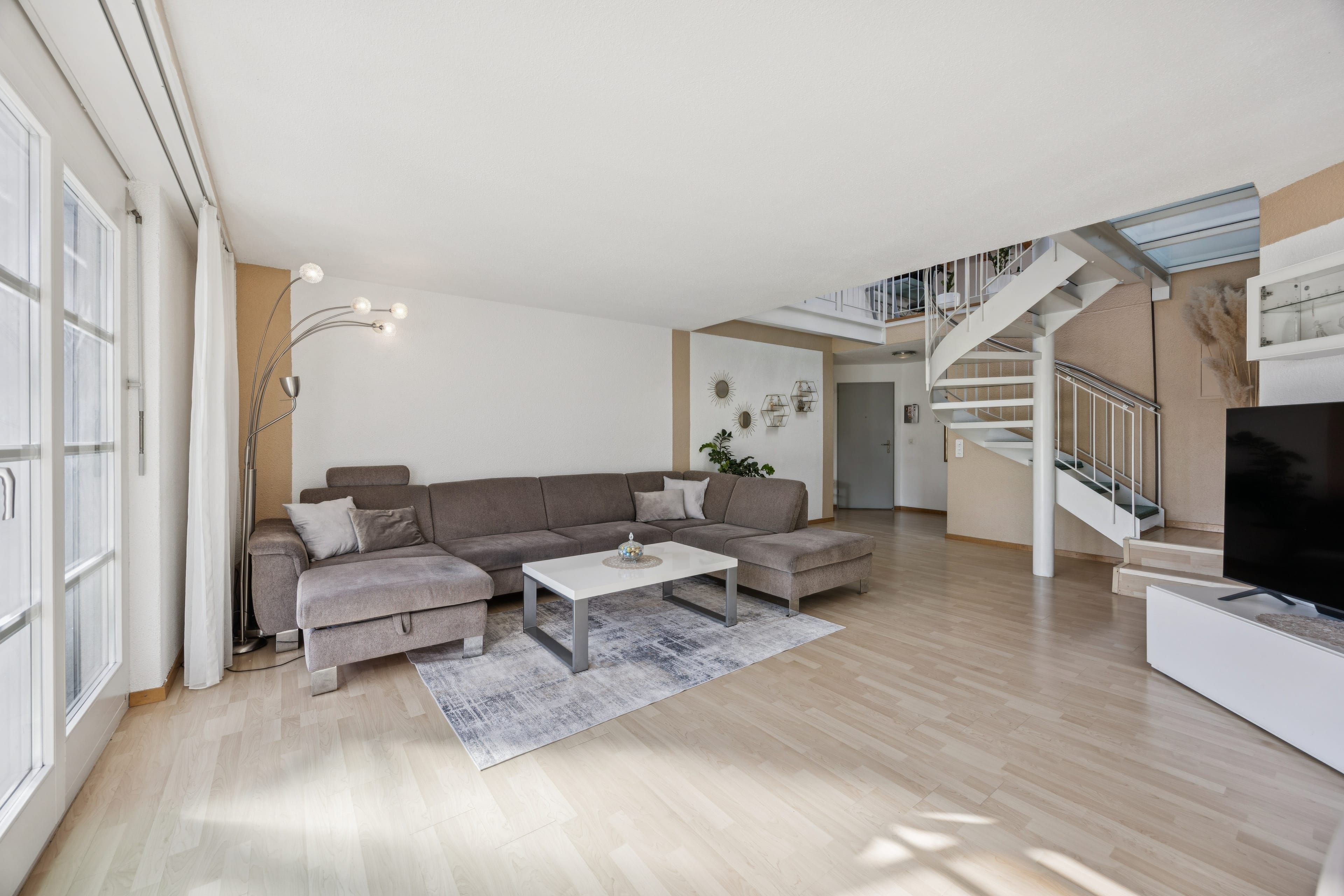 Attraktive 5.5-Zimmer-Maisonettewohnung