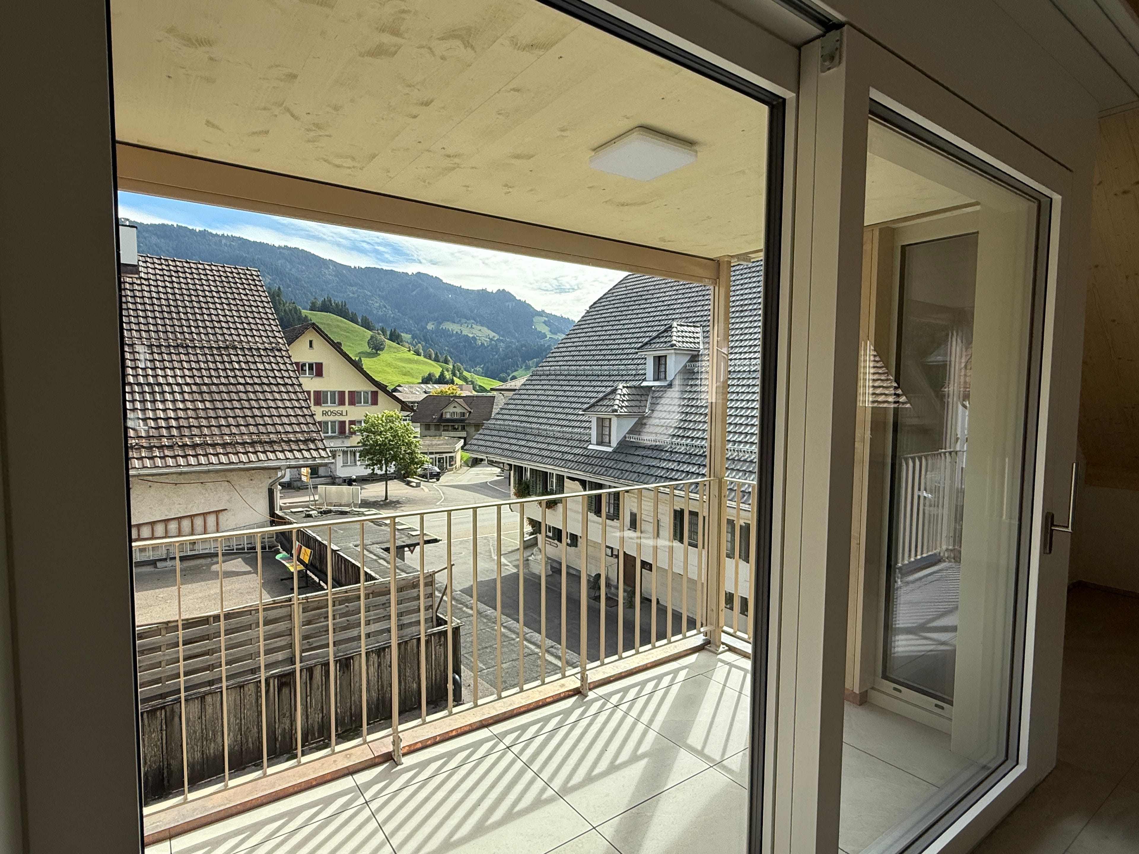 Dachwohnung im Eigentumsstandard - 2