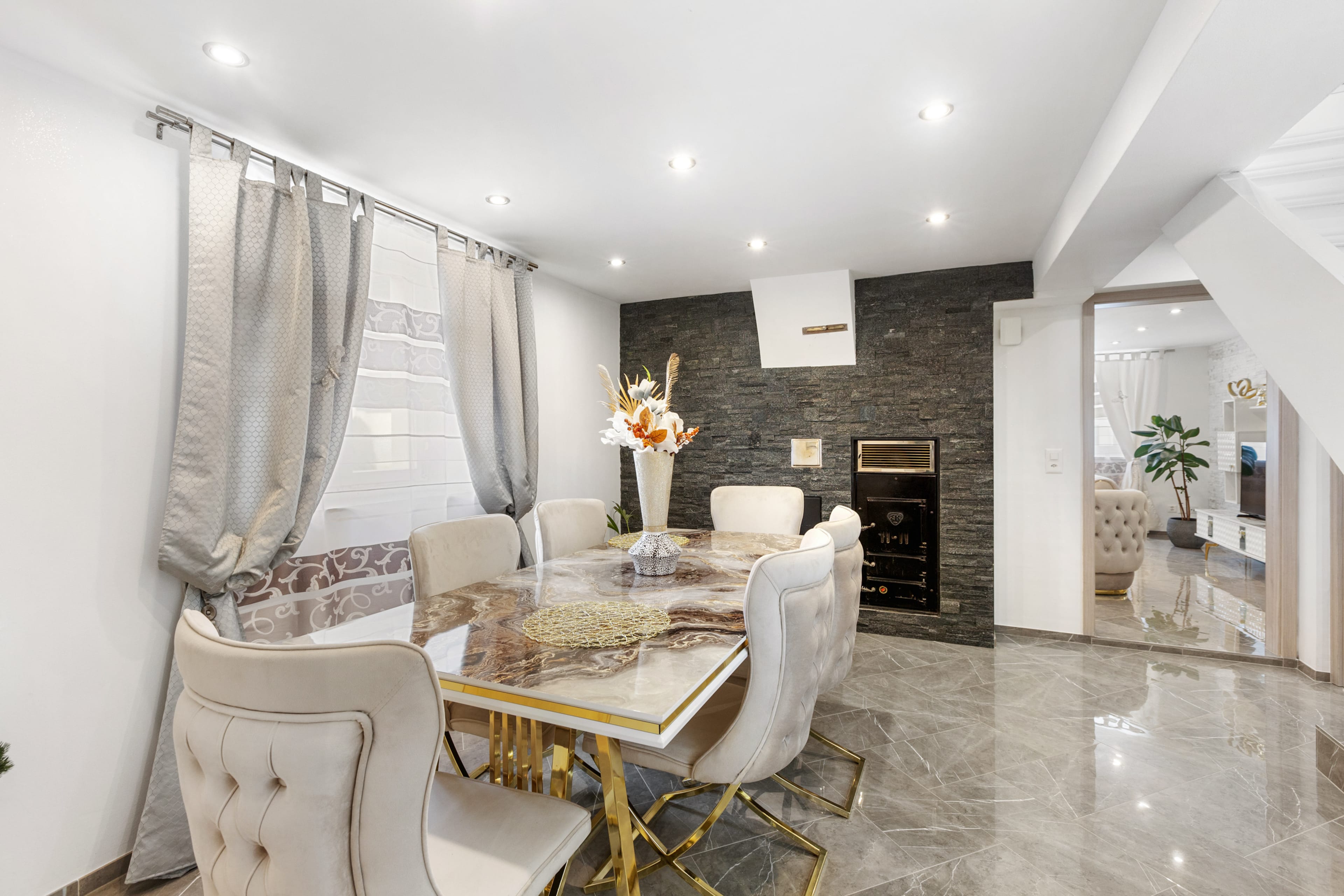 Charmantes 7-Zimmer-DEFH mit italienischem Flair und viel Komfort - Bild 5