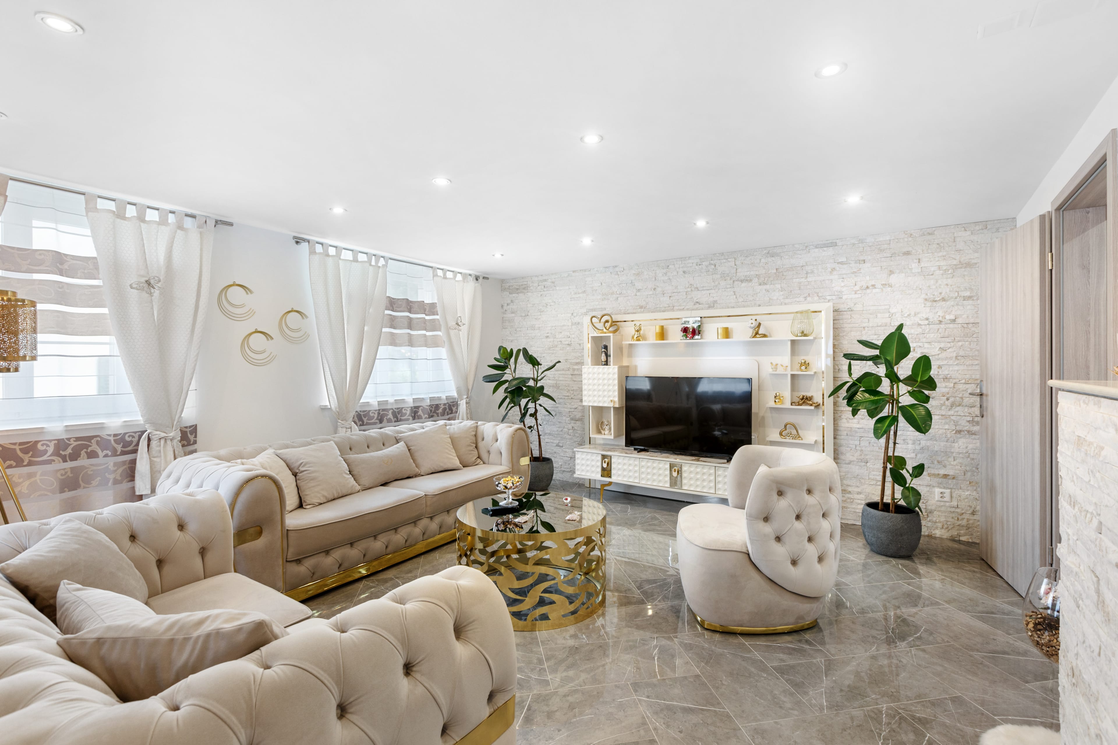 Charmantes 7-Zimmer-DEFH mit italienischem Flair und viel Komfort - Bild 4