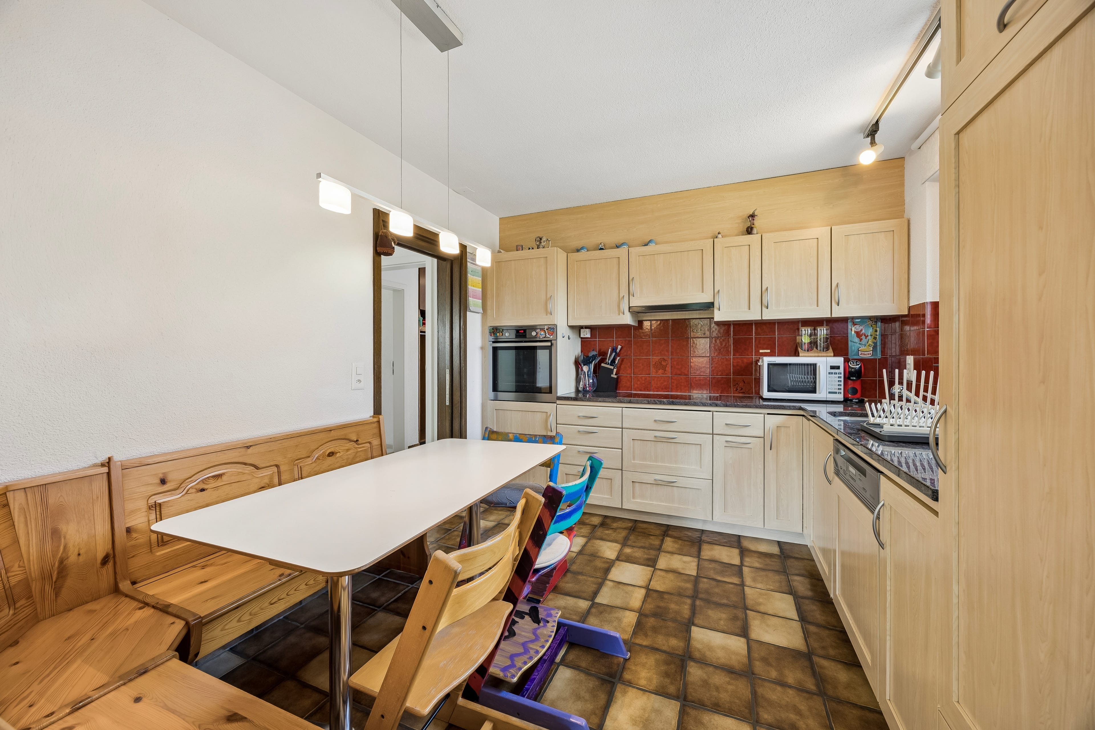 Freistehendes EFH mit 6.5 Zimmer und viel Umschwung - 13