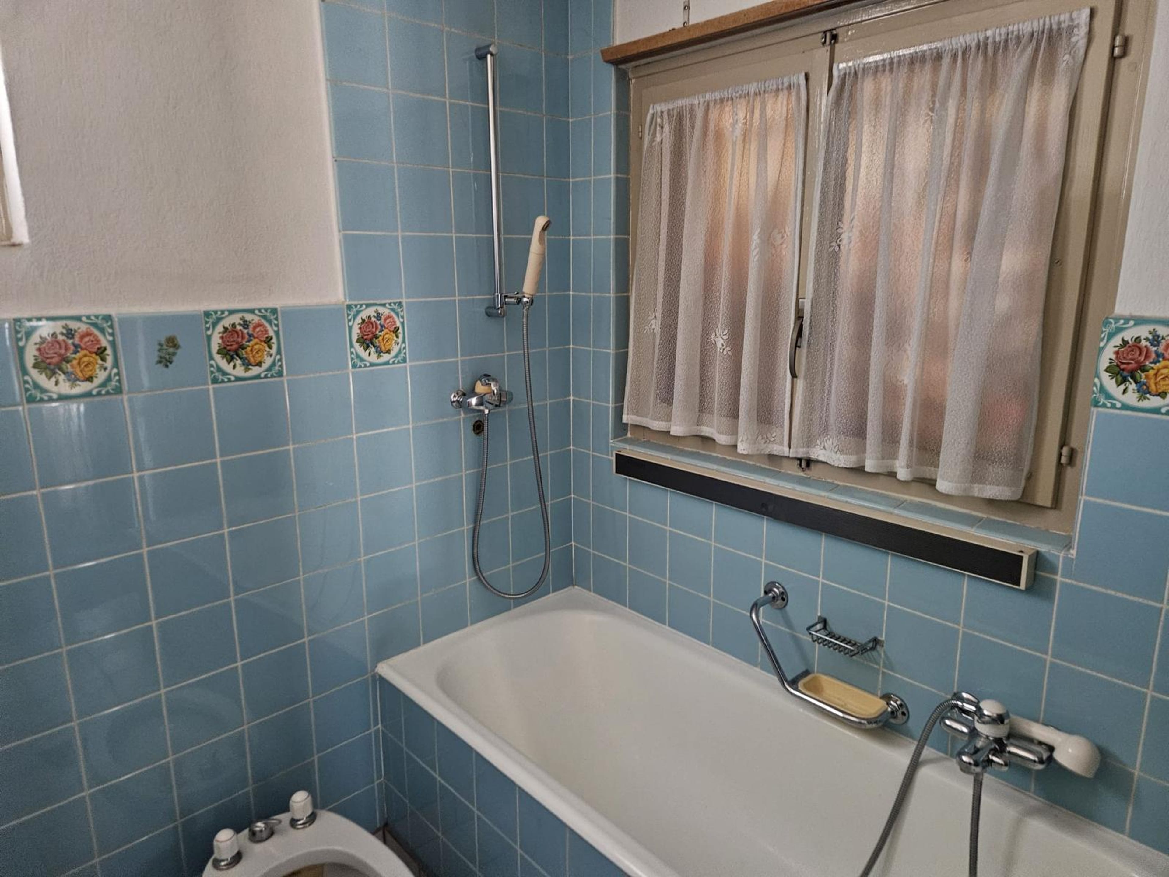 2/3 eines sanierungsbedürftigen Hauses im Wallis - 19