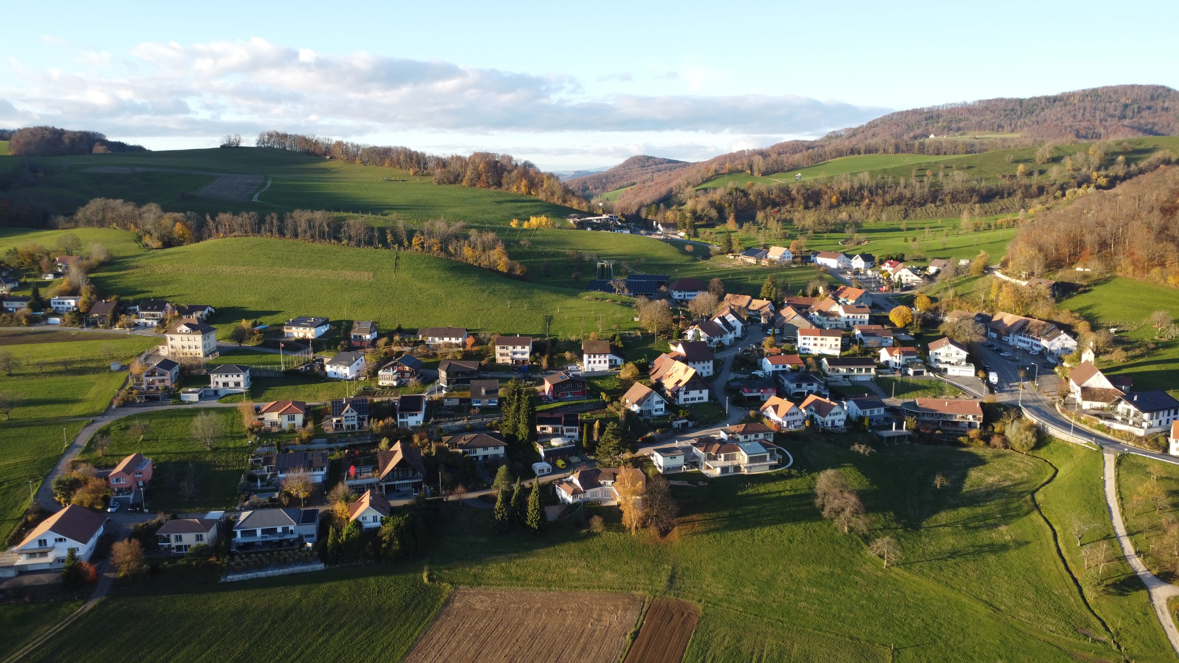 Grosszügiges Bauland, sonnig und ruhig in Hauenstein zu kaufen