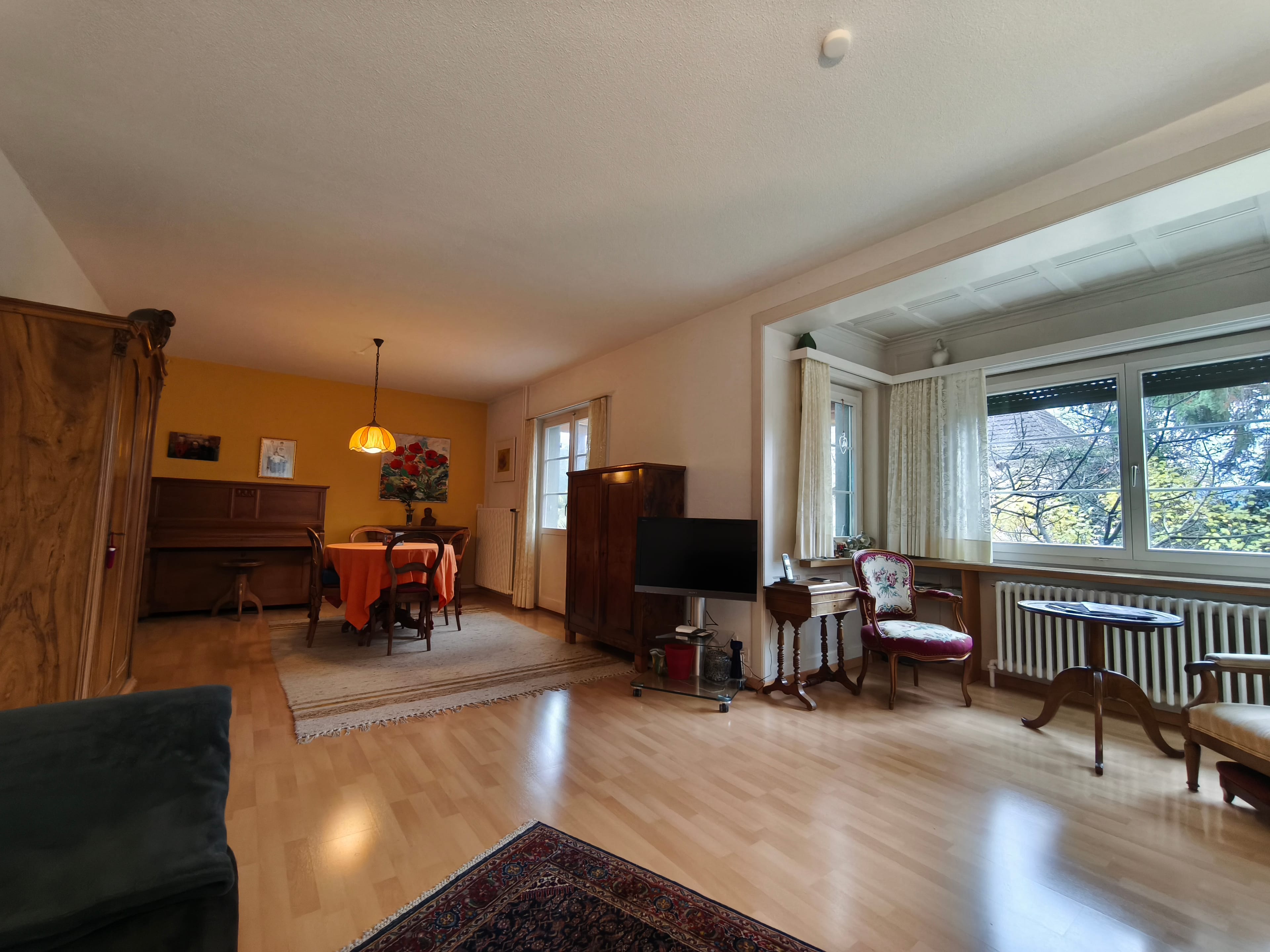 5.5-Zimmer-Doppelhaushälfte - 2