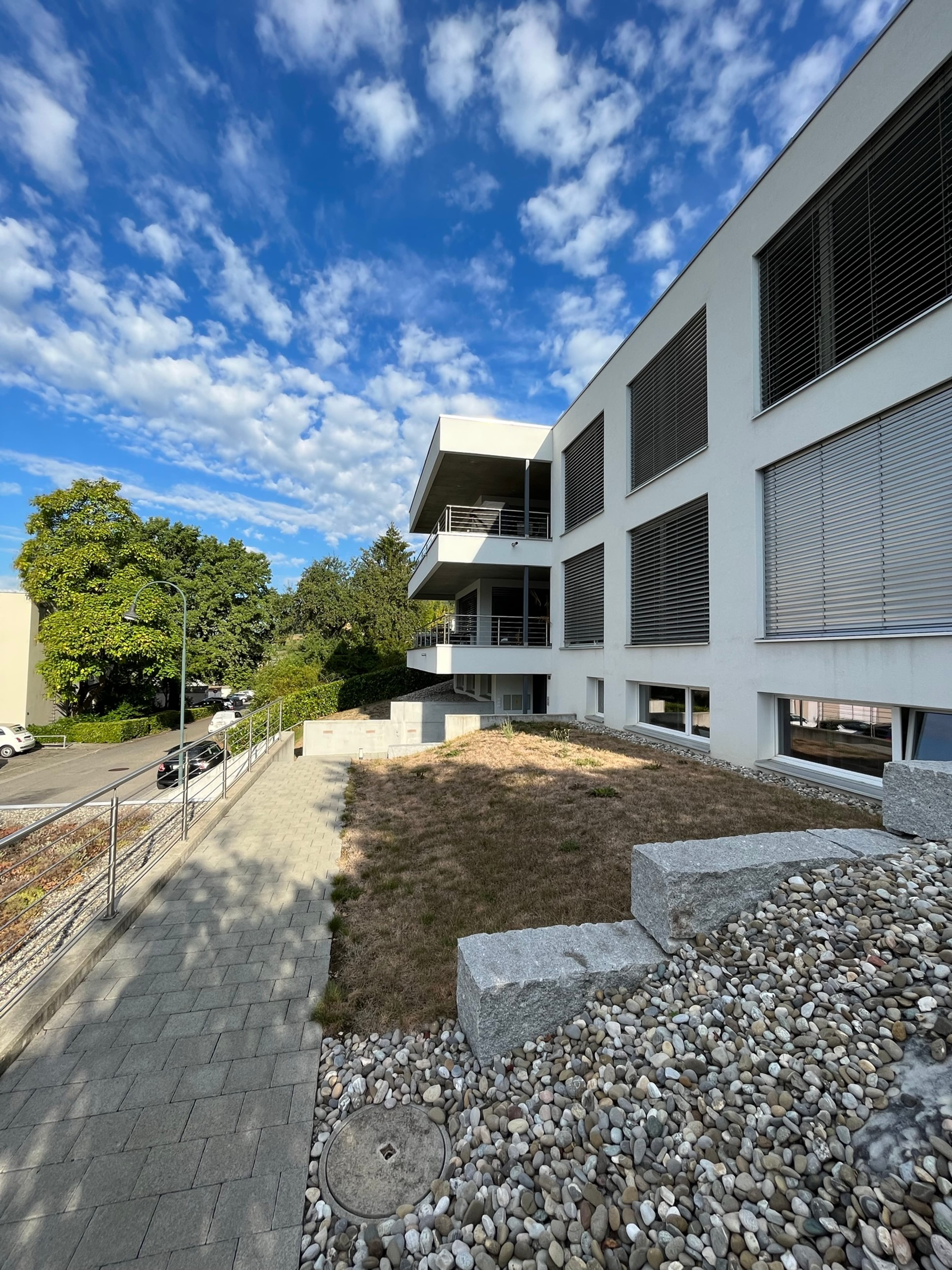 Top 4.5-Zi.-Terrassenwohnung mit Home-Office Bereich an bester Lage - Bild 4