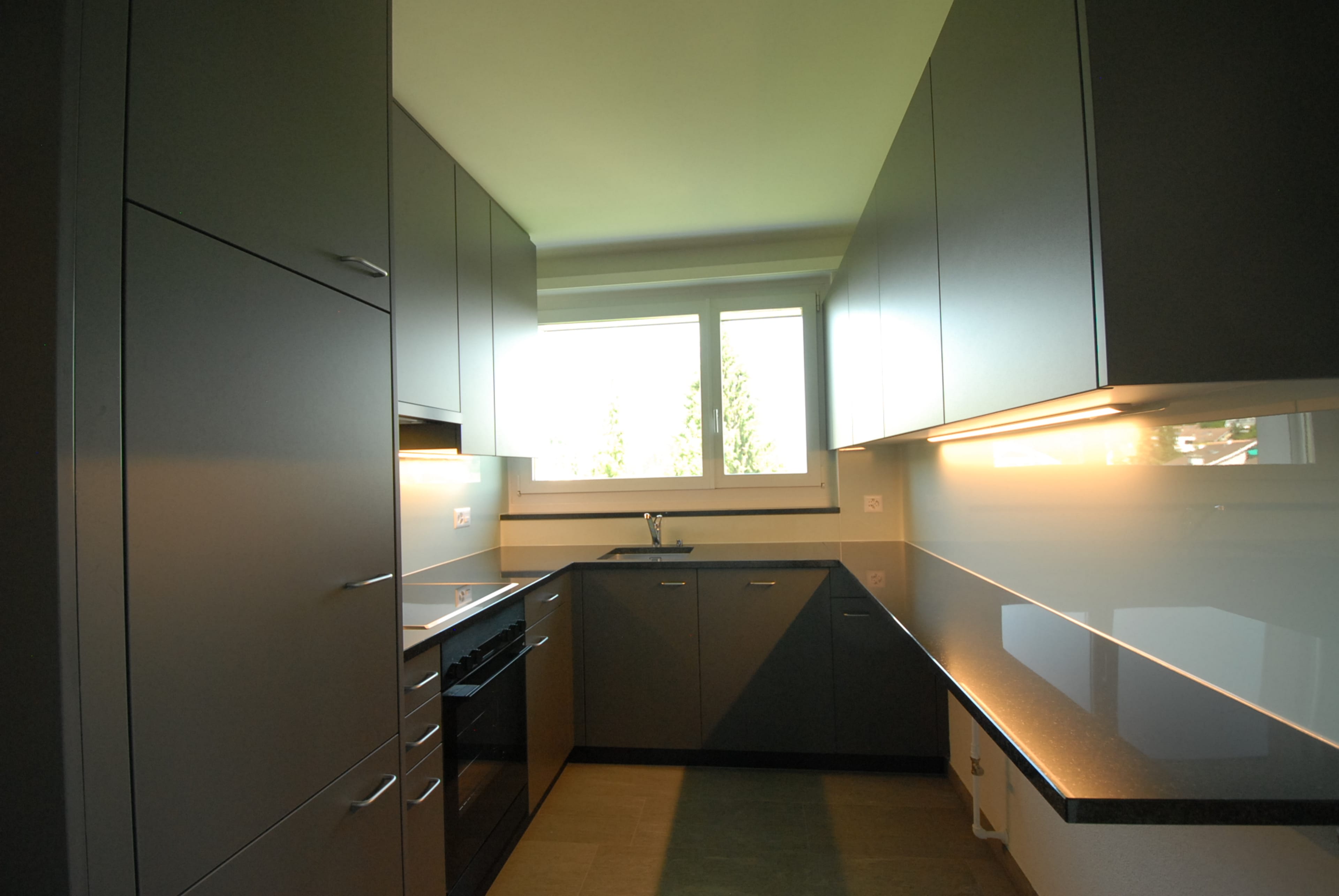 Helle 4-Zimmer-Wohnung mit grossem Balkon in Oberwil kaufen - Bild 3