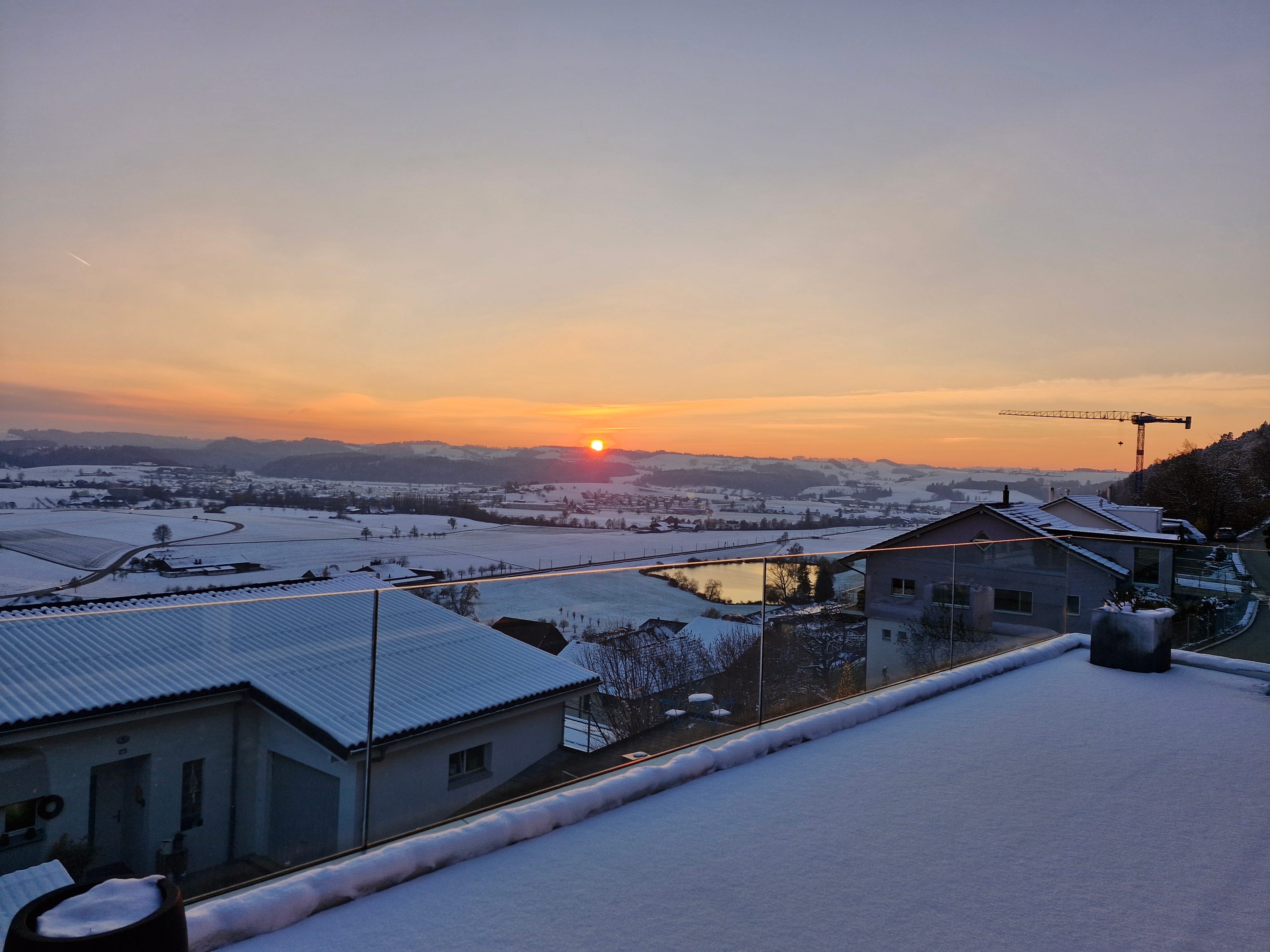 Weitblick von der grosszügigen Terrasse geniessen! - 30