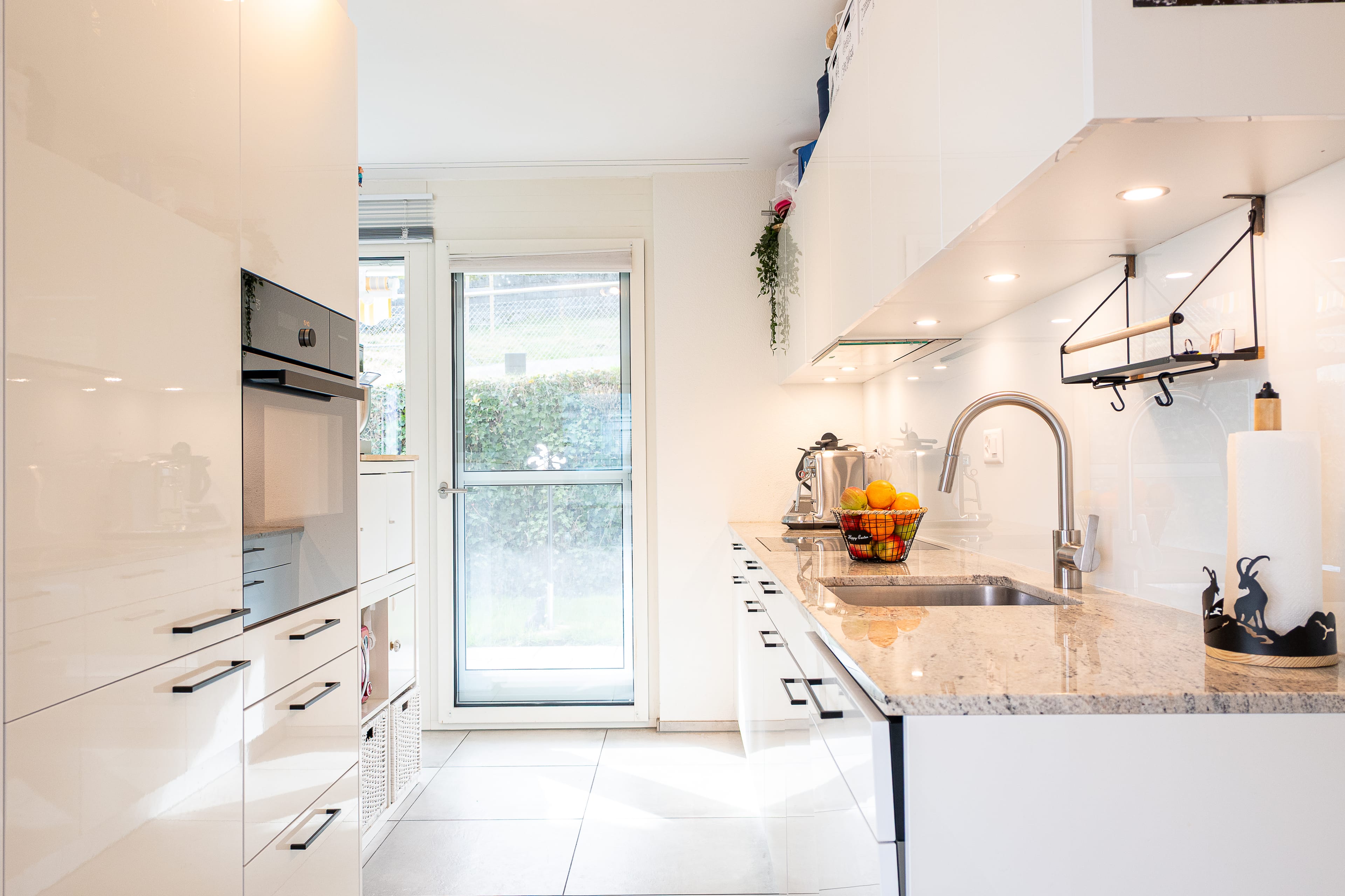 Moderne 3.5-Zimmer-Gartenwohnung mit grossem Aussenbereich in Toffen zu verkaufen
