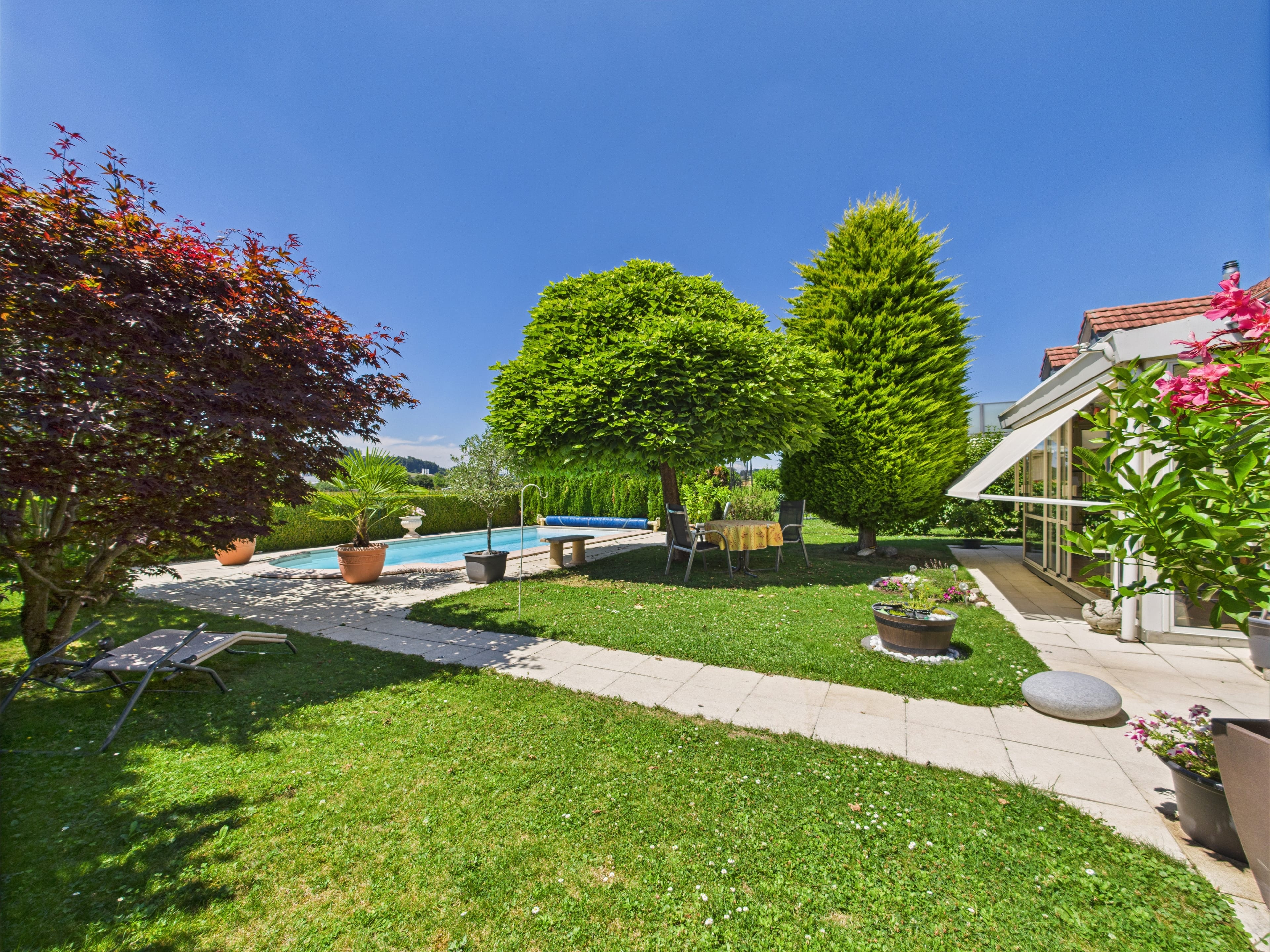 Wohntraum für Familien – 5.5 Zimmer, Pool, Garten & Bergblick - 10
