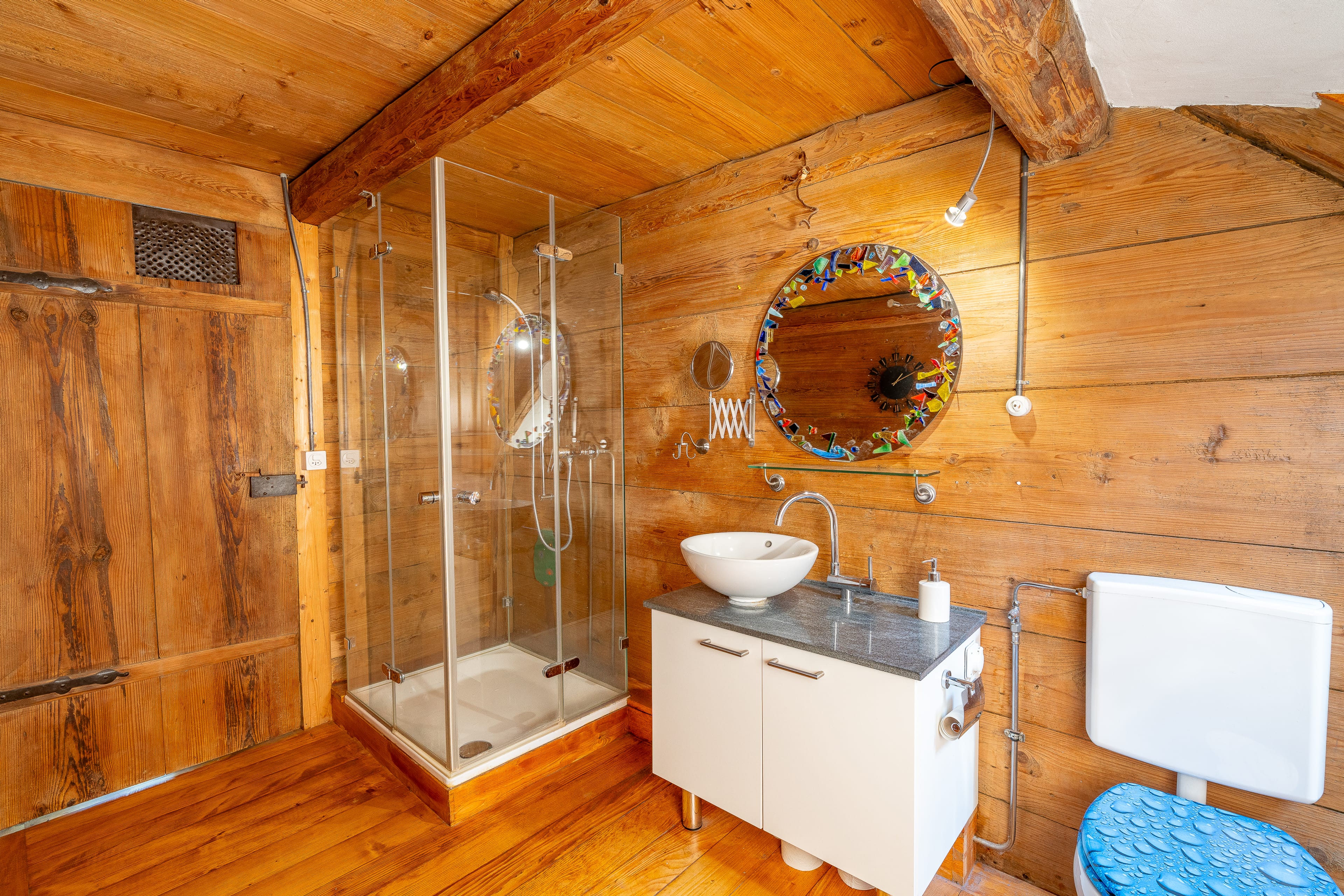 8.5-Zimmer Riegelhaus mit Ausbaupotenzial - Bild 6