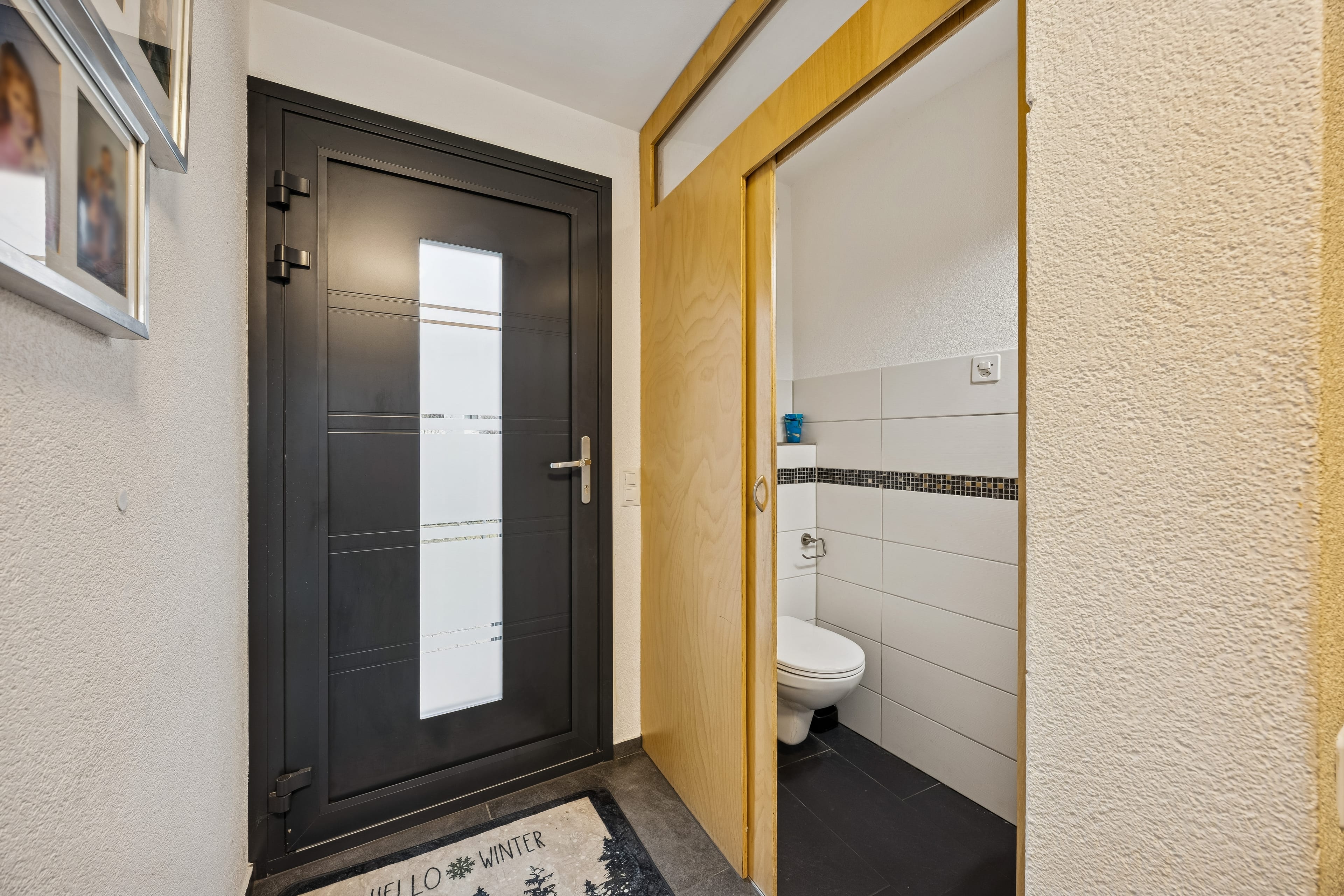 Stilvoll renoviertes 5.5-Zimmer-Reihenhaus mit 166 m² Wohnkomfort und grosser Terrasse - 26