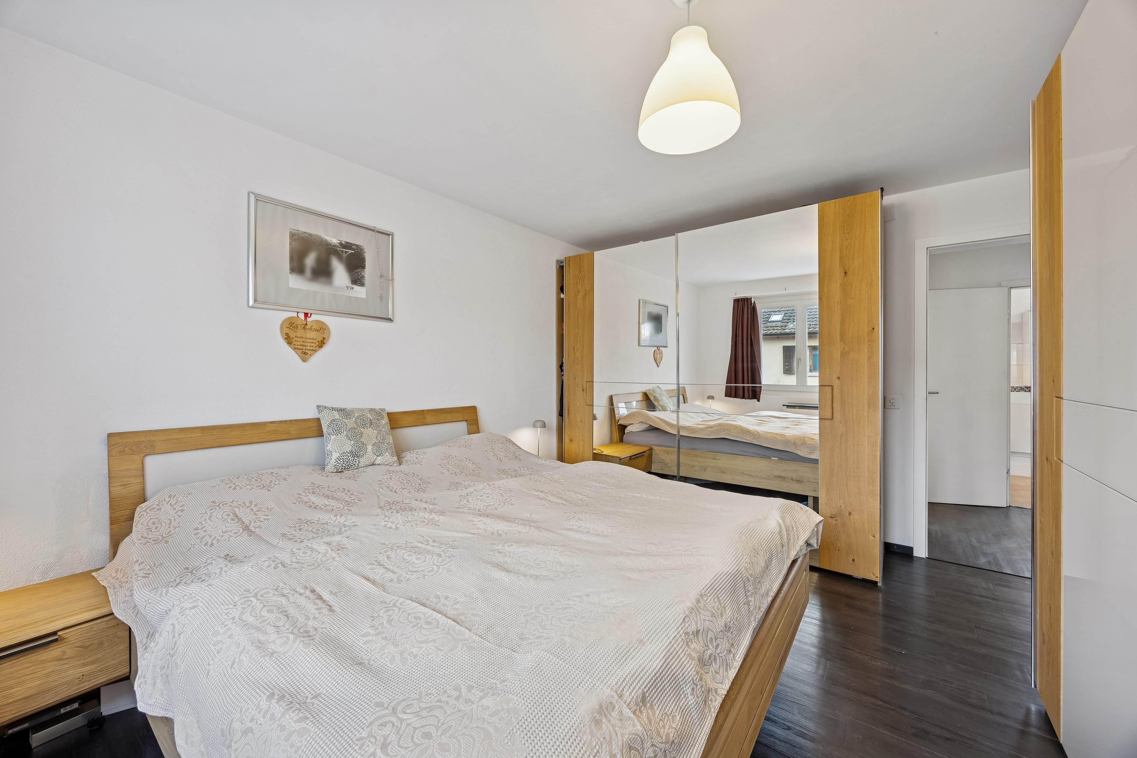 Stilvoll renoviertes 5.5-Zimmer-Reihenhaus mit 166 m² Wohnkomfort und grosser Terrasse - 12