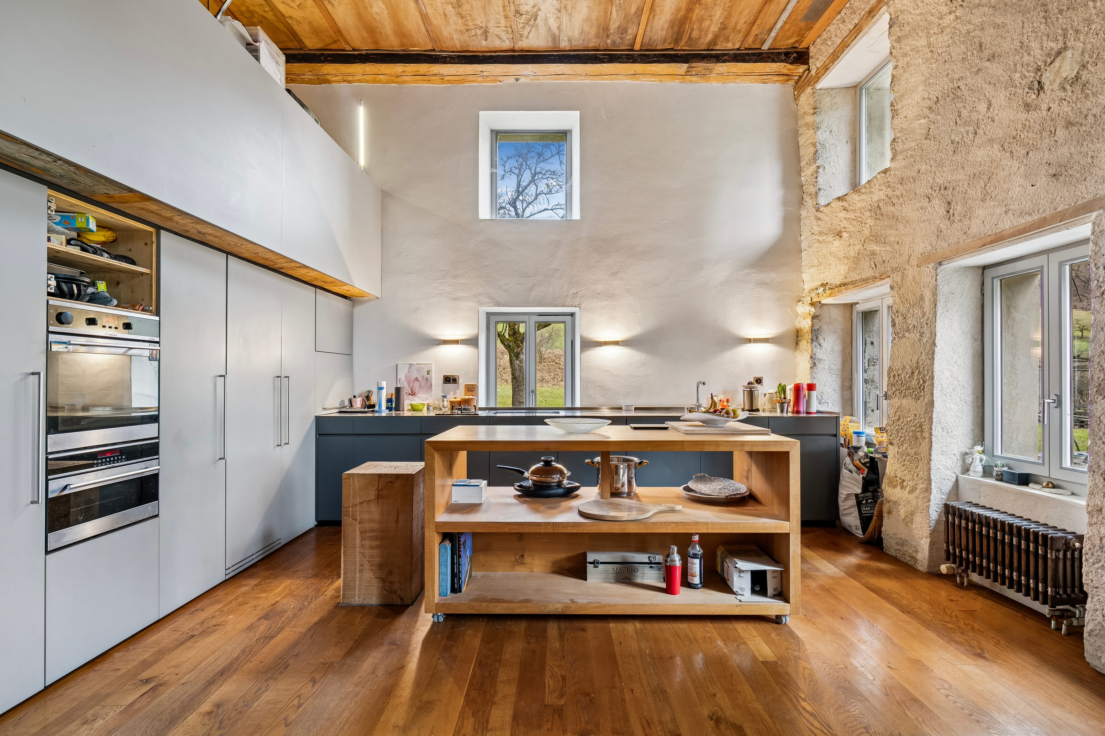 Charmantes 5.5-Zi.-Doppeleinfamilienhaus in Küttigen - Bild 2