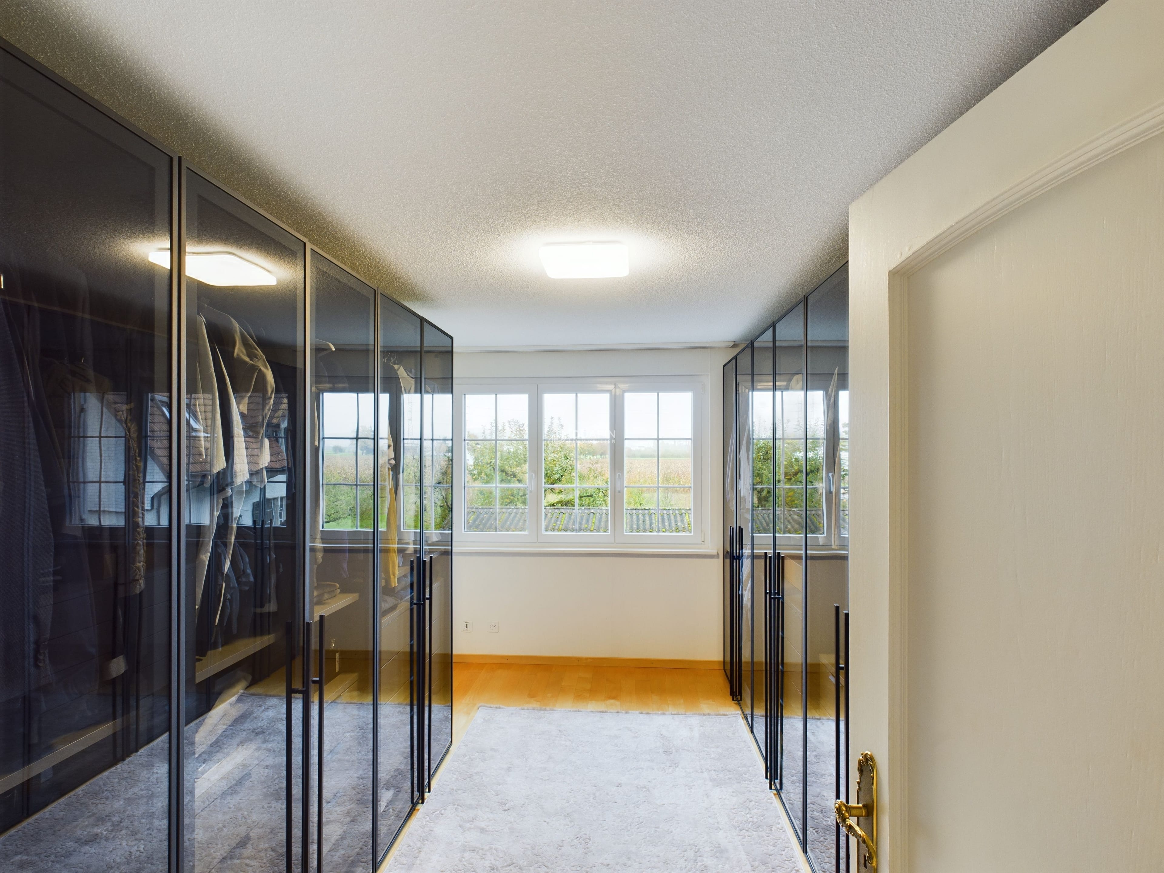 8.5-Zi.-Villa mit Pool & Einliegerwohnung in Oberentfelden - 10