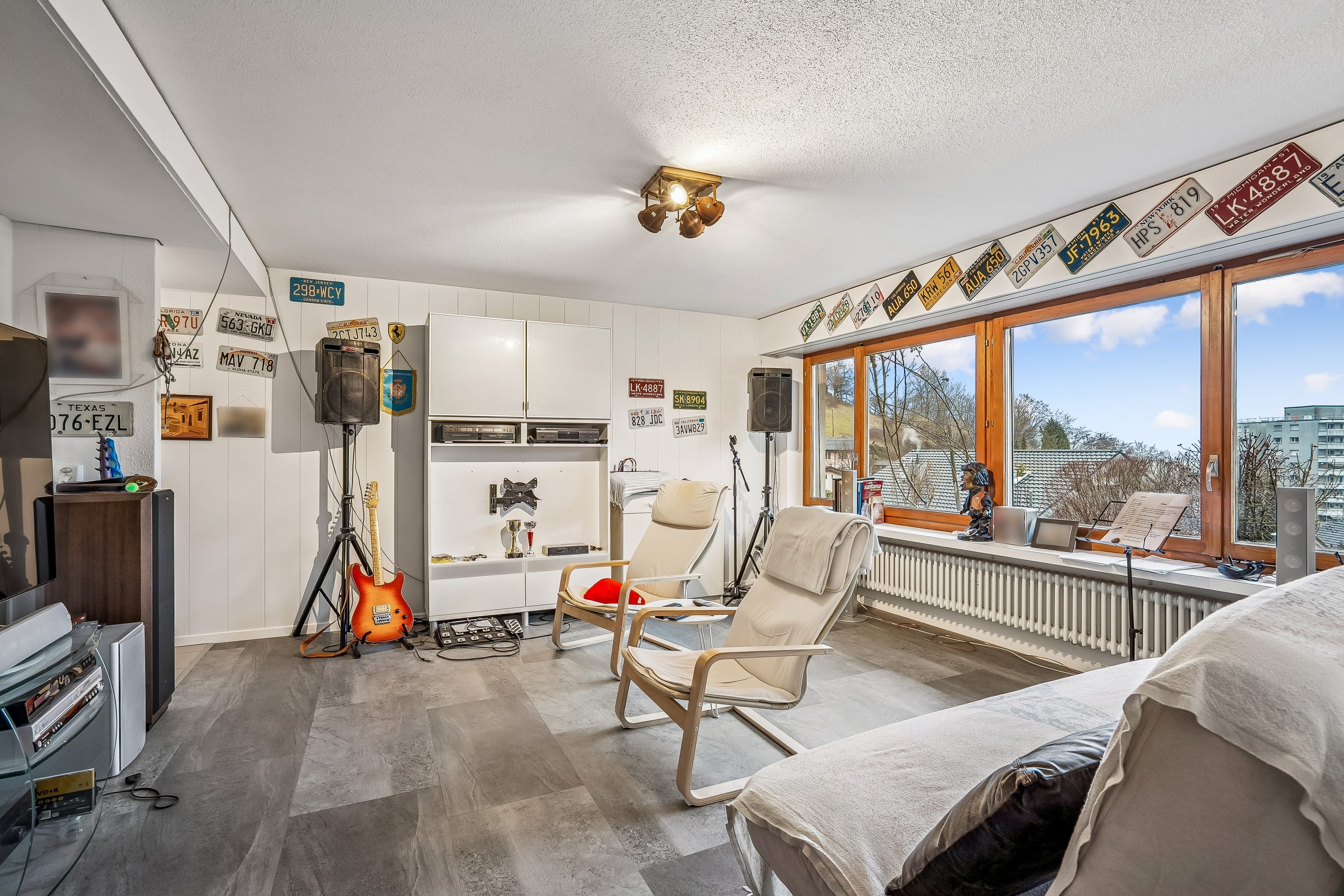 8-Zimmer-Haus mit Wintergarten und Panoramablick auf Gränichen & die Berge - 7