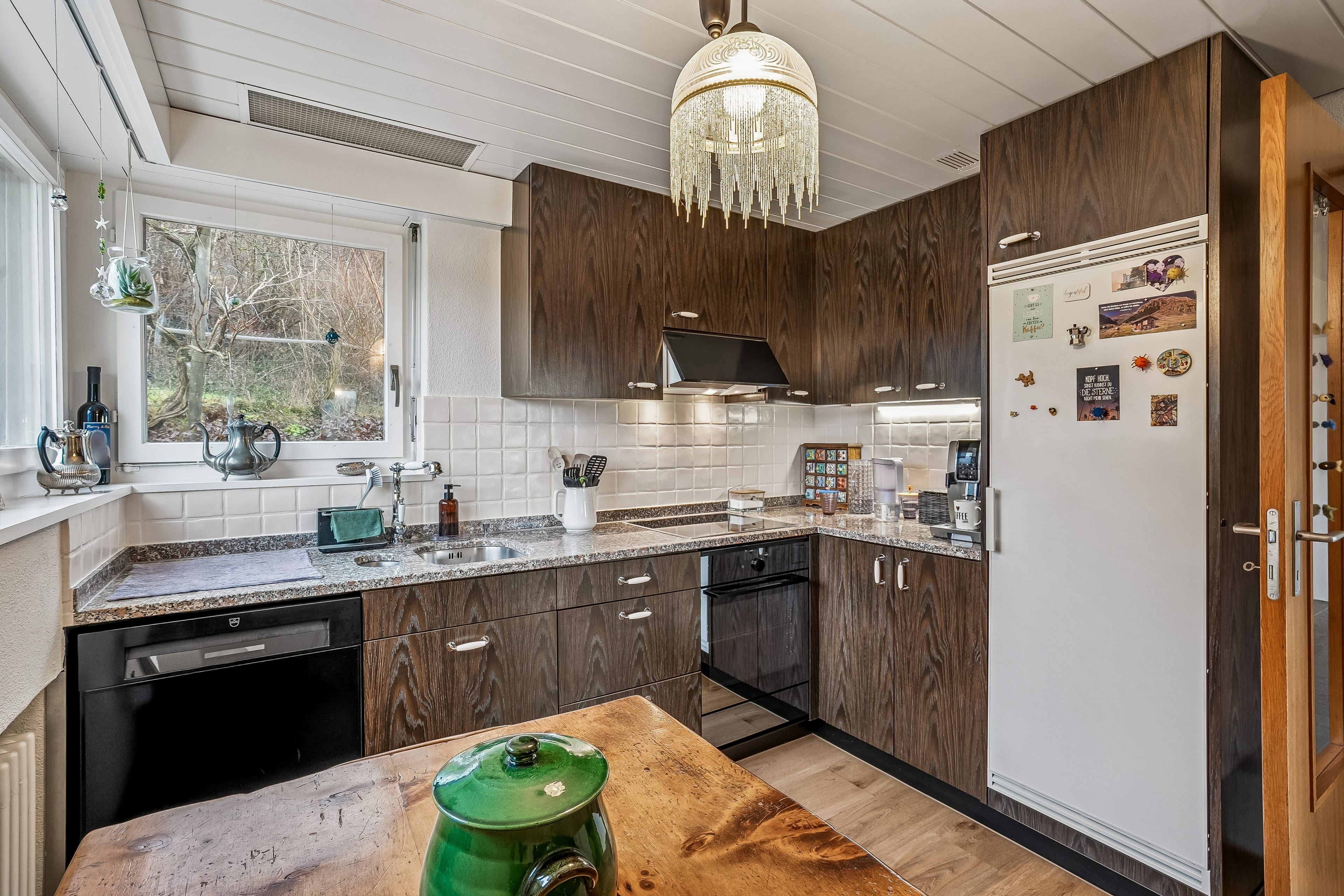 8-Zimmer-Haus mit Wintergarten und Panoramablick auf Gränichen & die Berge - Bild 6