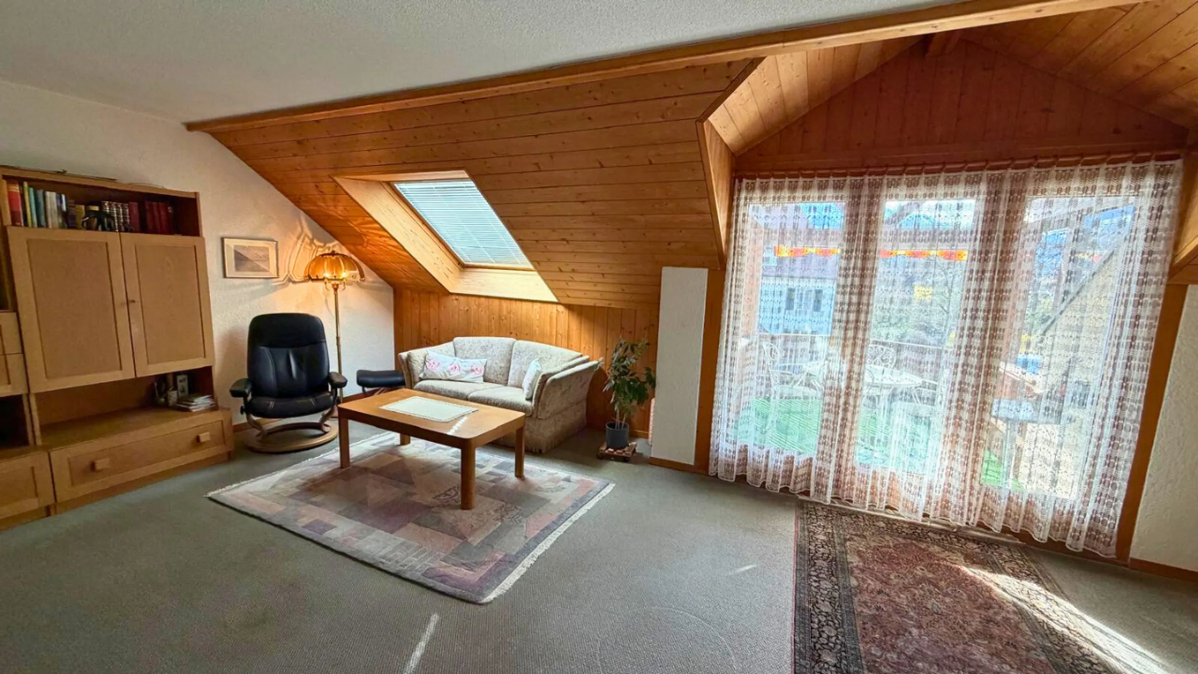 3.5-Zimmer-Dachwohnung mit Loggia und Ofen in Thun kaufen - 8