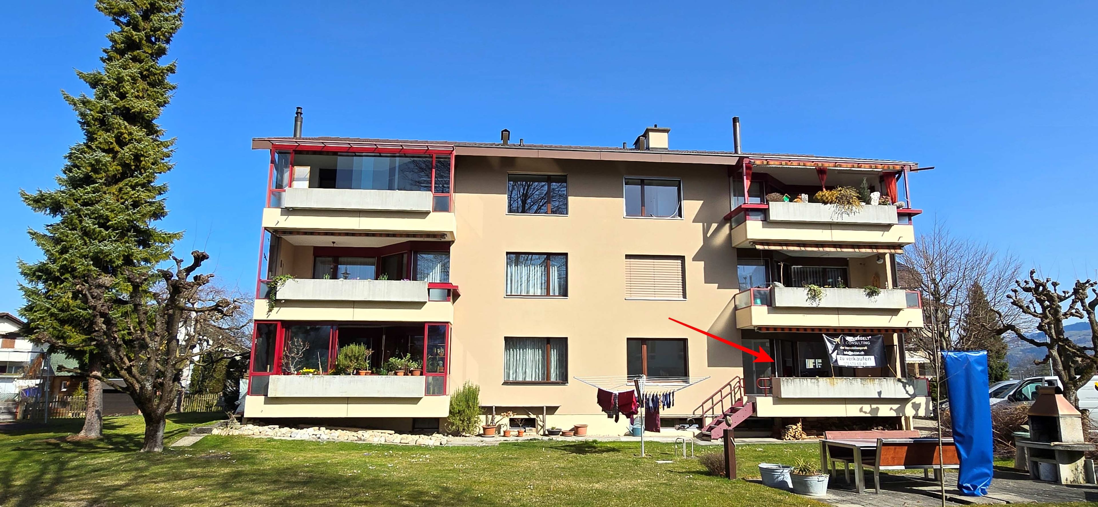 Frisch renovierte 4.5 Zi.-Wohnung direkt neben Kindergarten- & Grundschule - 12