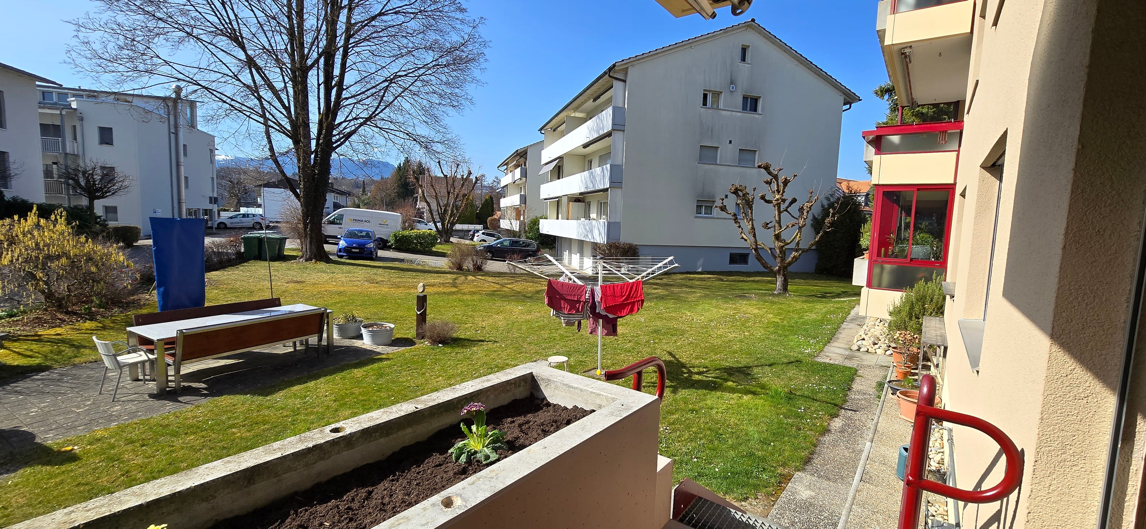 Frisch renovierte 4.5 Zi.-Wohnung direkt neben Kindergarten- & Grundschule - 11