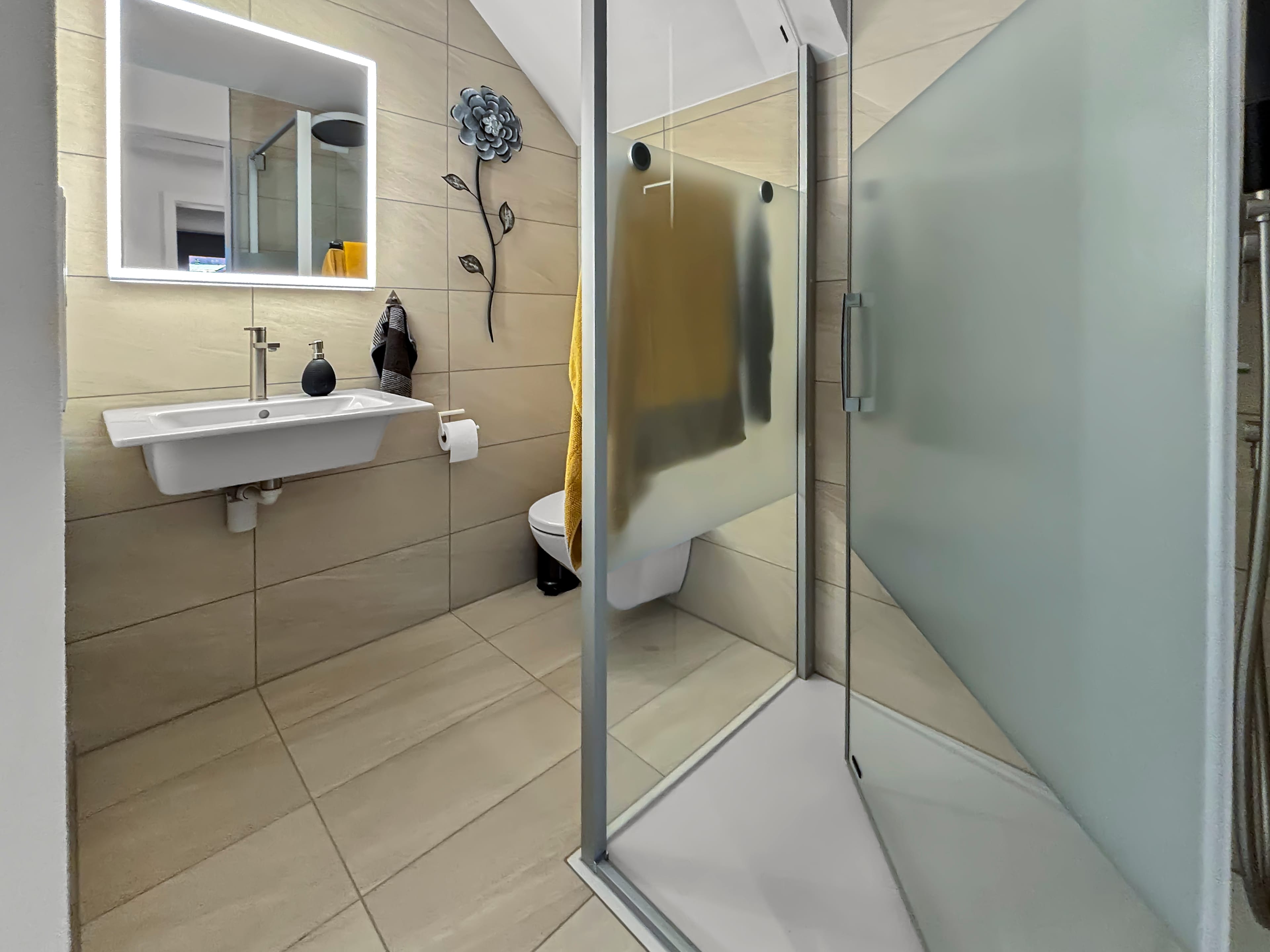 RUHIGE UND MODERNE 4.5 ZIMMER-WOHNUNG FÜR GENIESSER/INNEN - 10
