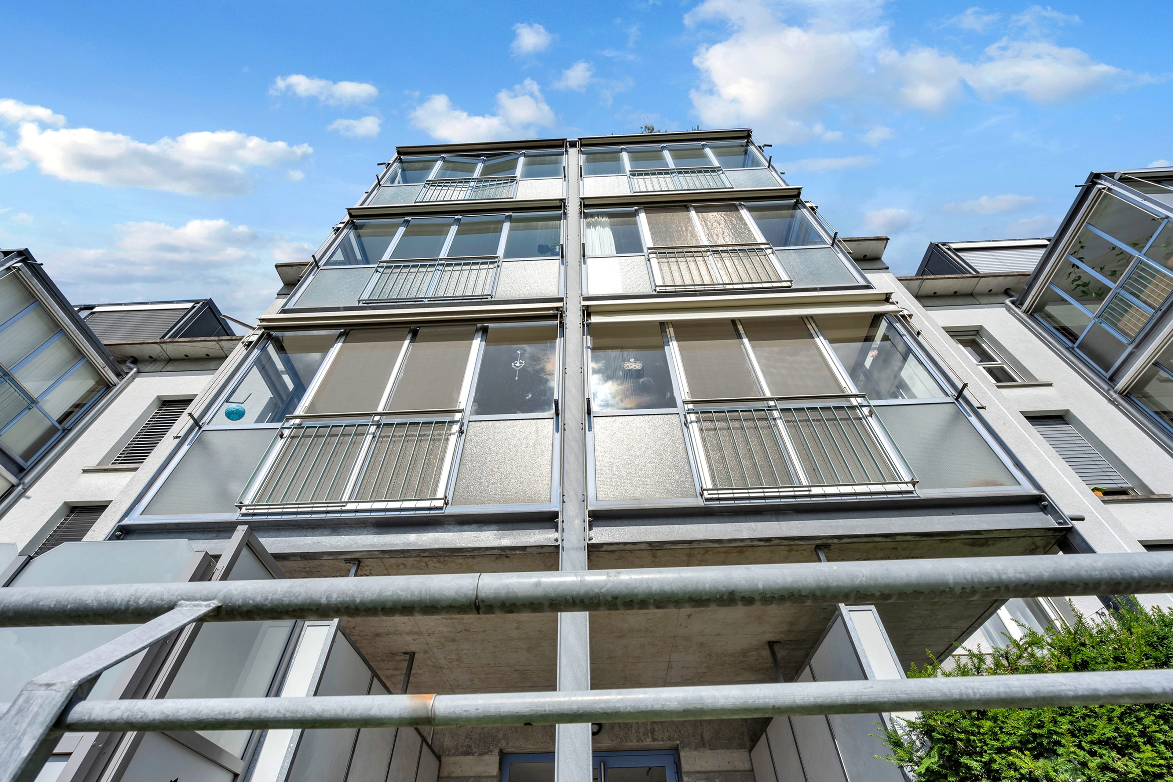 Helle 2.5-Zi.-Wohnung mit verglaster Veranda in Niederwangen/Köniz - 11