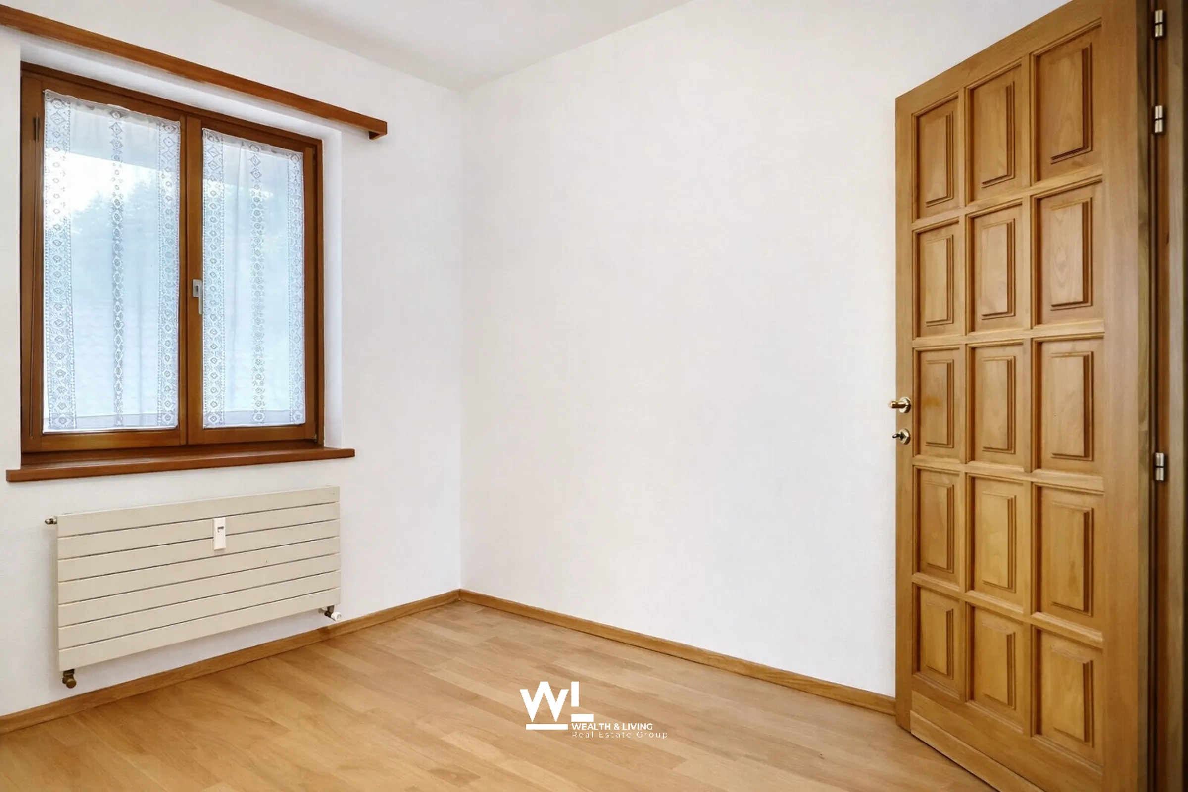 6-Zi.-Attika-Duplex mit Garten, Lift und Dachboden in Losone - hell und grosszügig - 6
