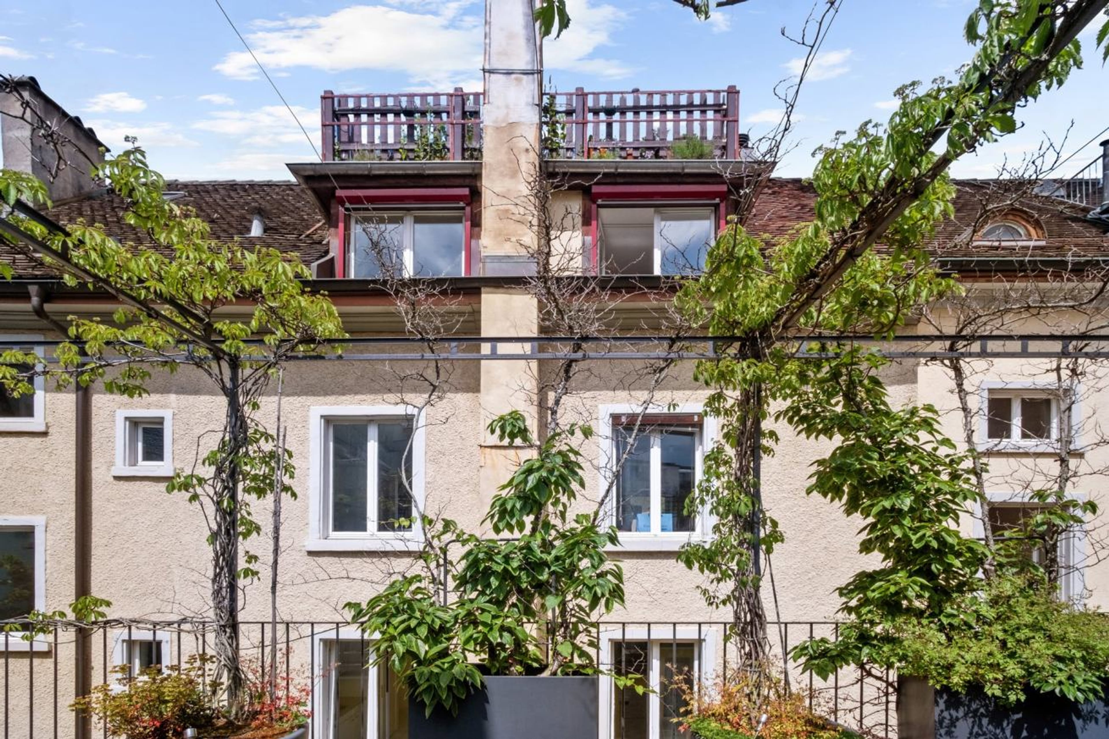 Mehrfamilienhaus mit 5 Einheiten und Hof-Oase in Zürich kaufen - 4