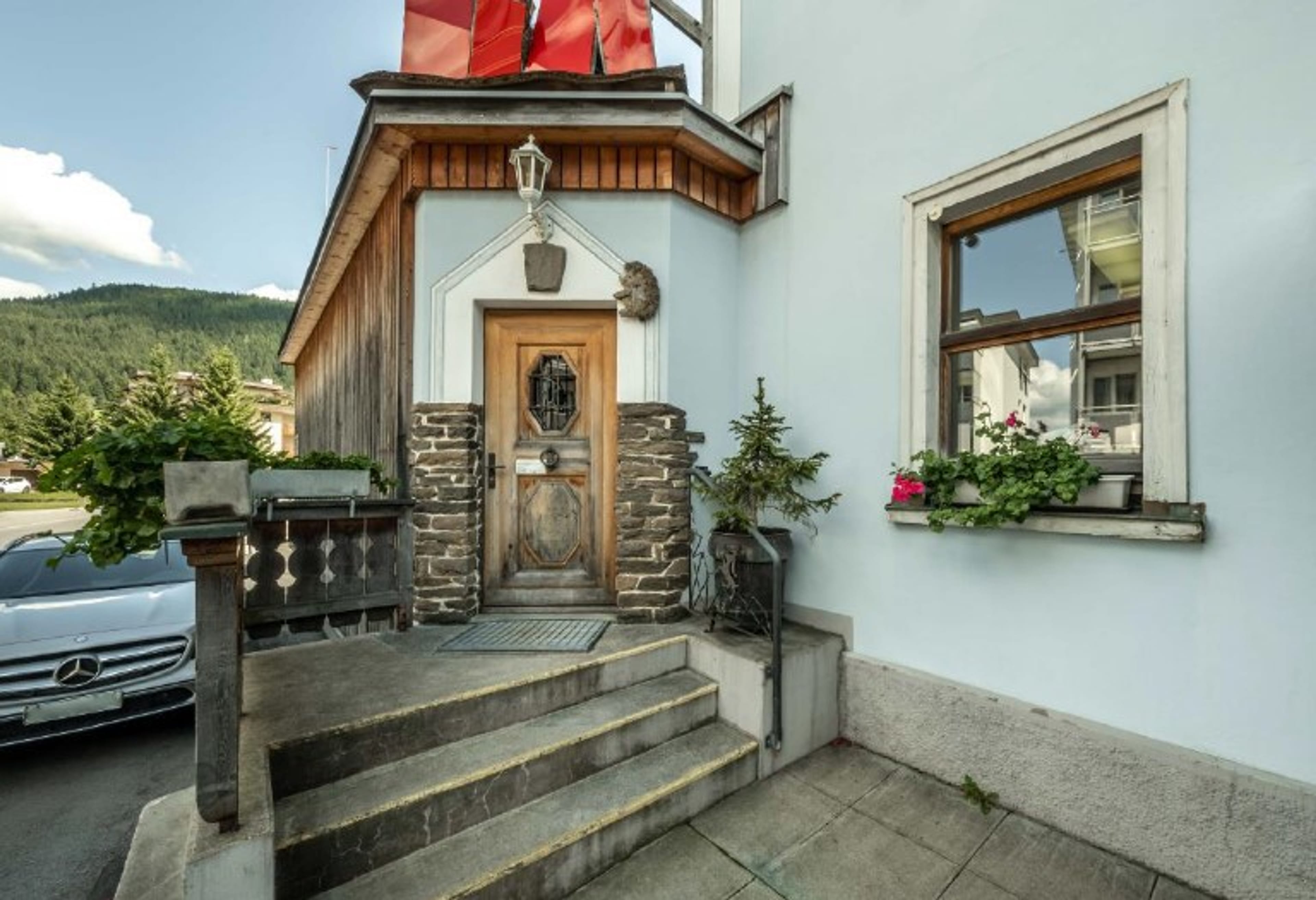 Saniertes MFH mit 11 Einheiten in Davos - zentrale Lage, kaufen - Bild 6