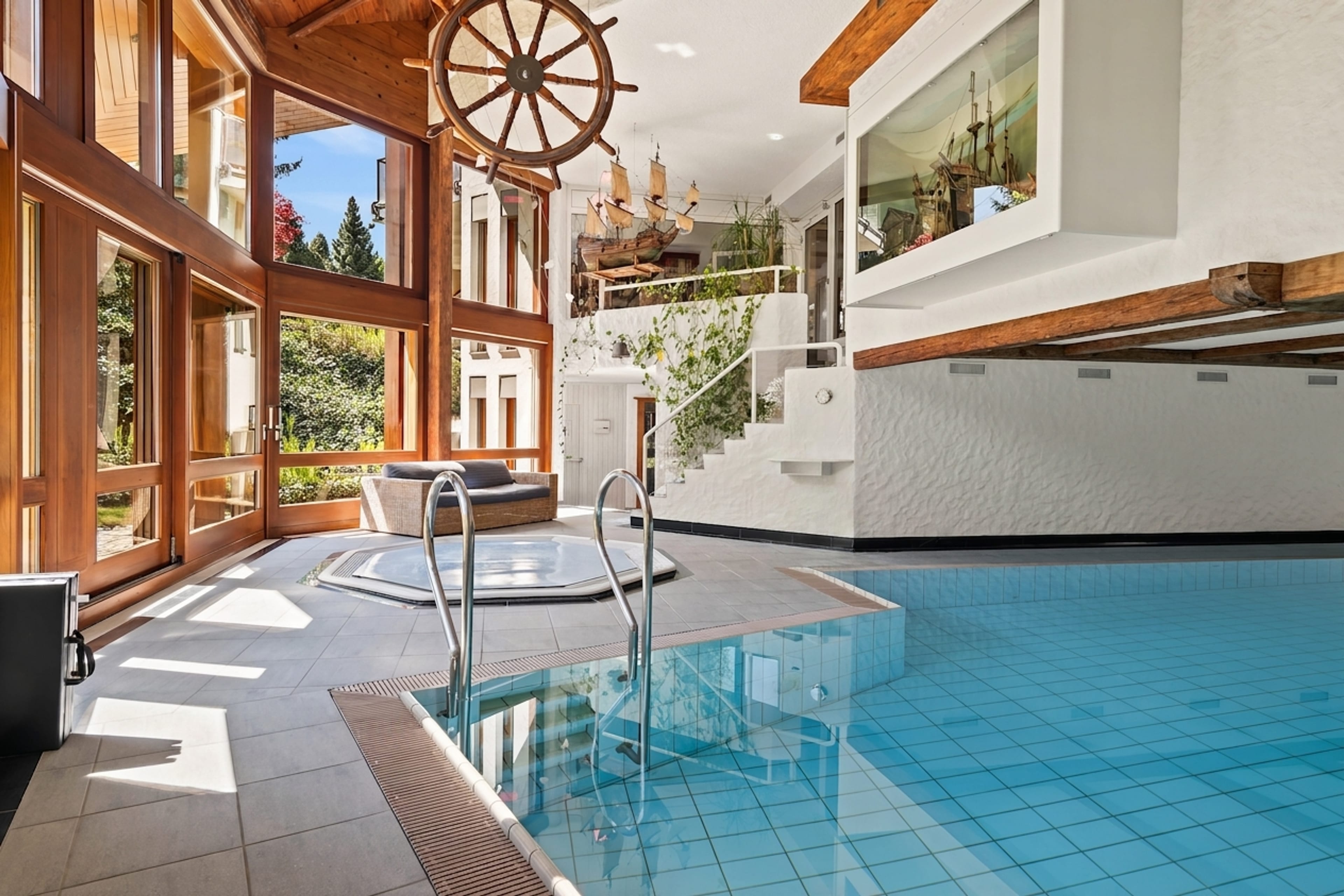"Exklusive Villa mit Indoor-Pool und parkähnlicher Gartenanlage" - 10