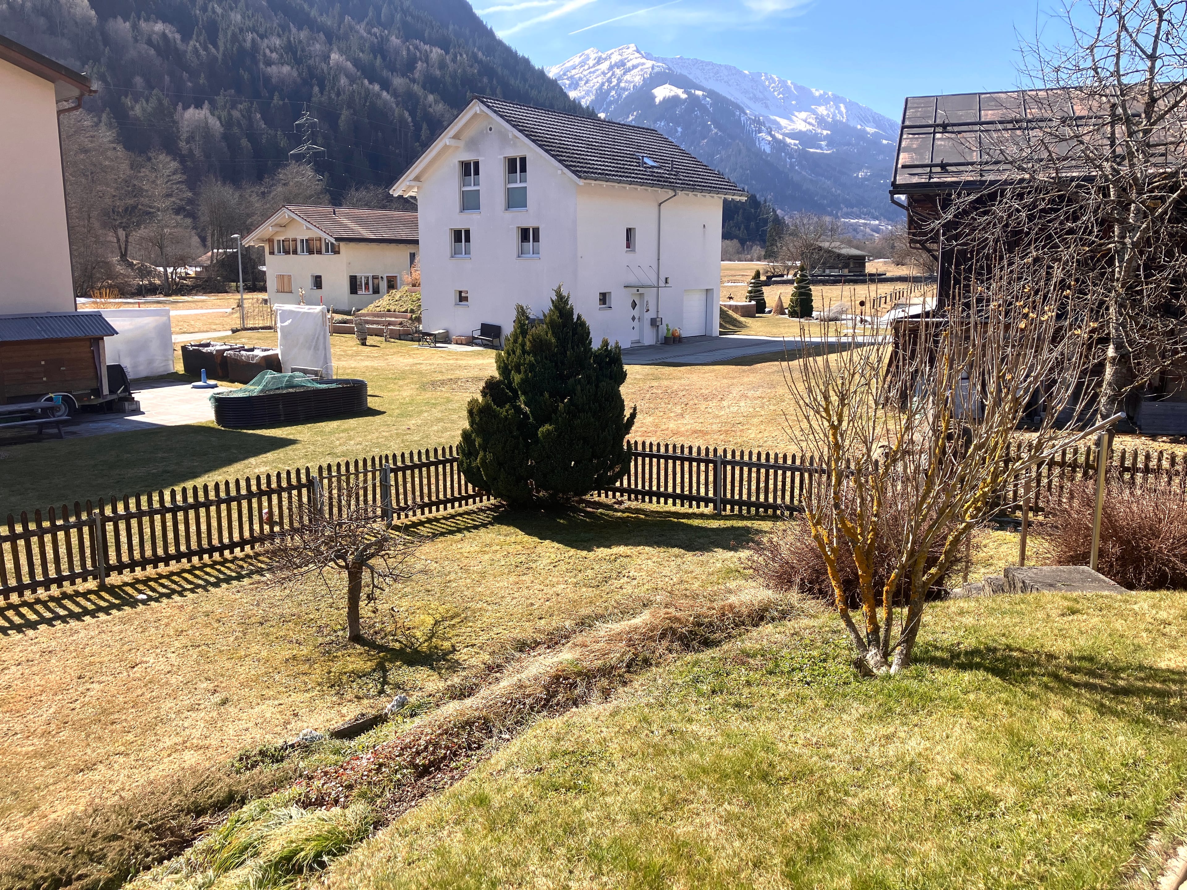 5.5-Zi. Einfamilienhaus mit Garten und Weitsicht in Trun - kaufen - 4