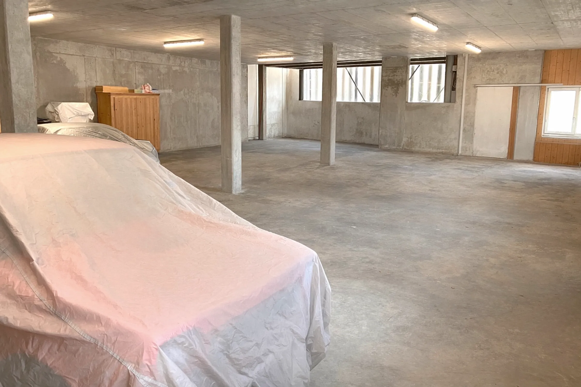 Baubewilligtes 2-Wohnungs-Projekt mit grosser Halle und 2’705 m³ Gebäudevolumen - 22