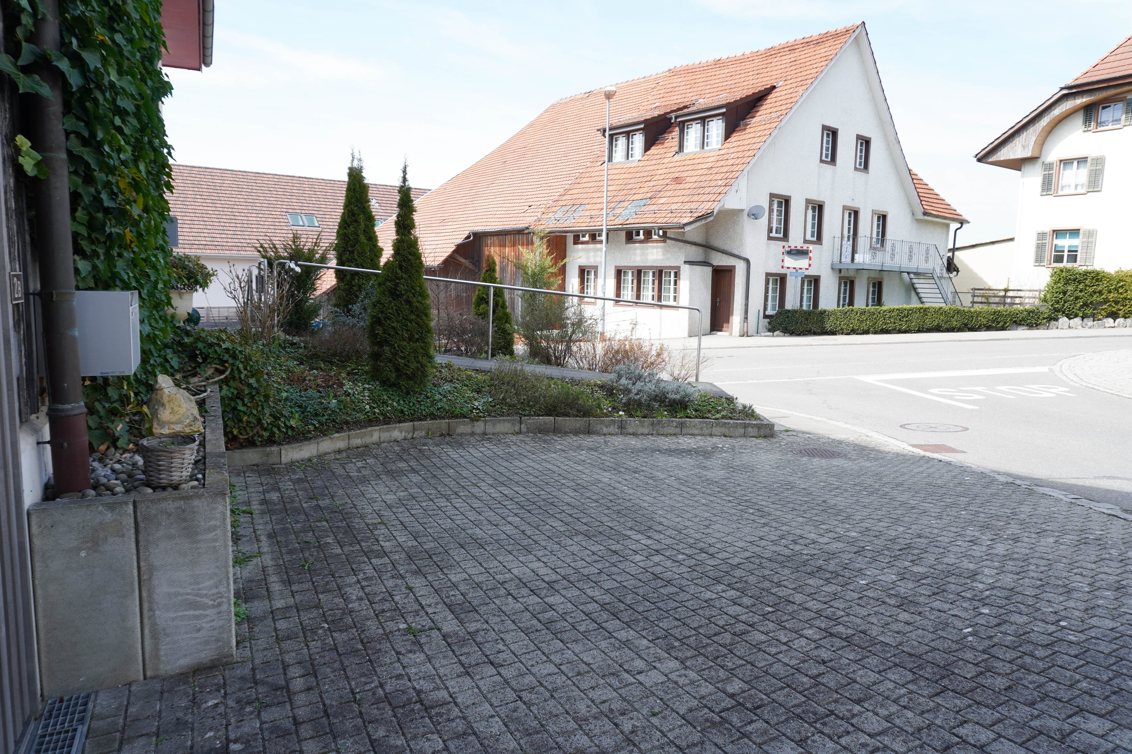 4½ Zimmer-Maisonette auf drei Ebenen mit Balkon - 25