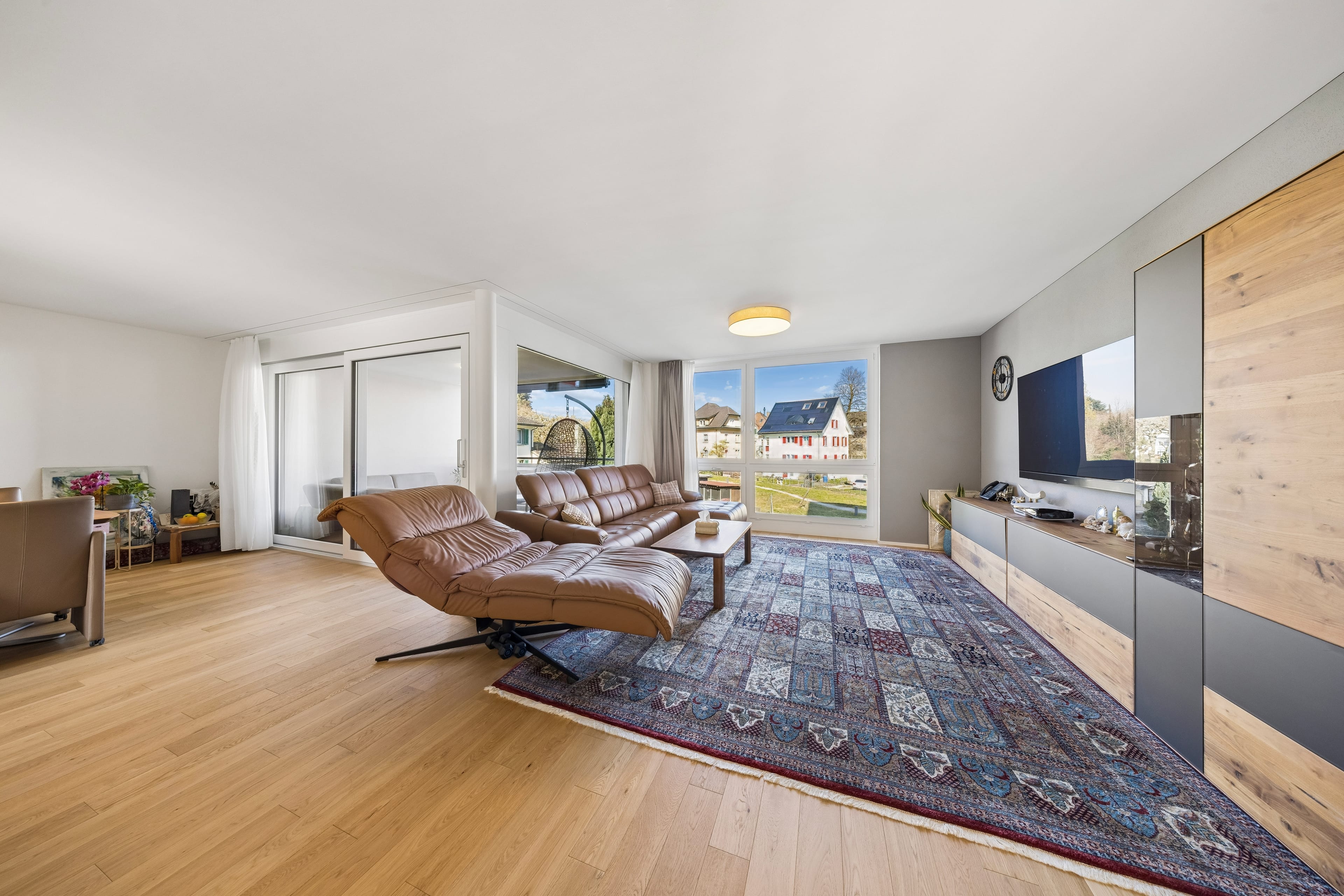 Helle 4.5-Zimmerwohnung mit zwei Loggien in Romanshorn kaufen - Bild 5