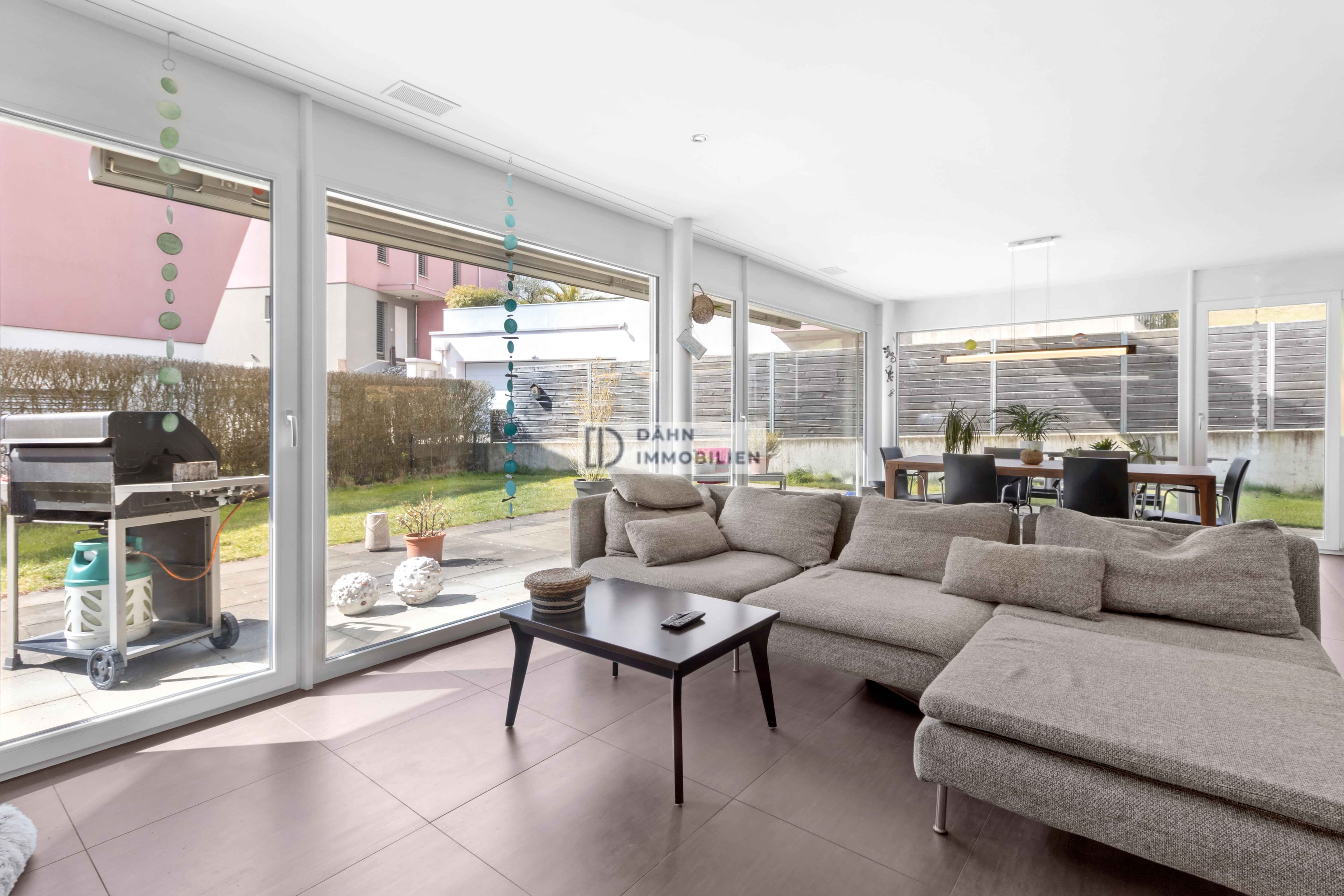 5.5-Zi.-EFH in Beringen: modernes Minergie-Haus mit Garten - Bild 4