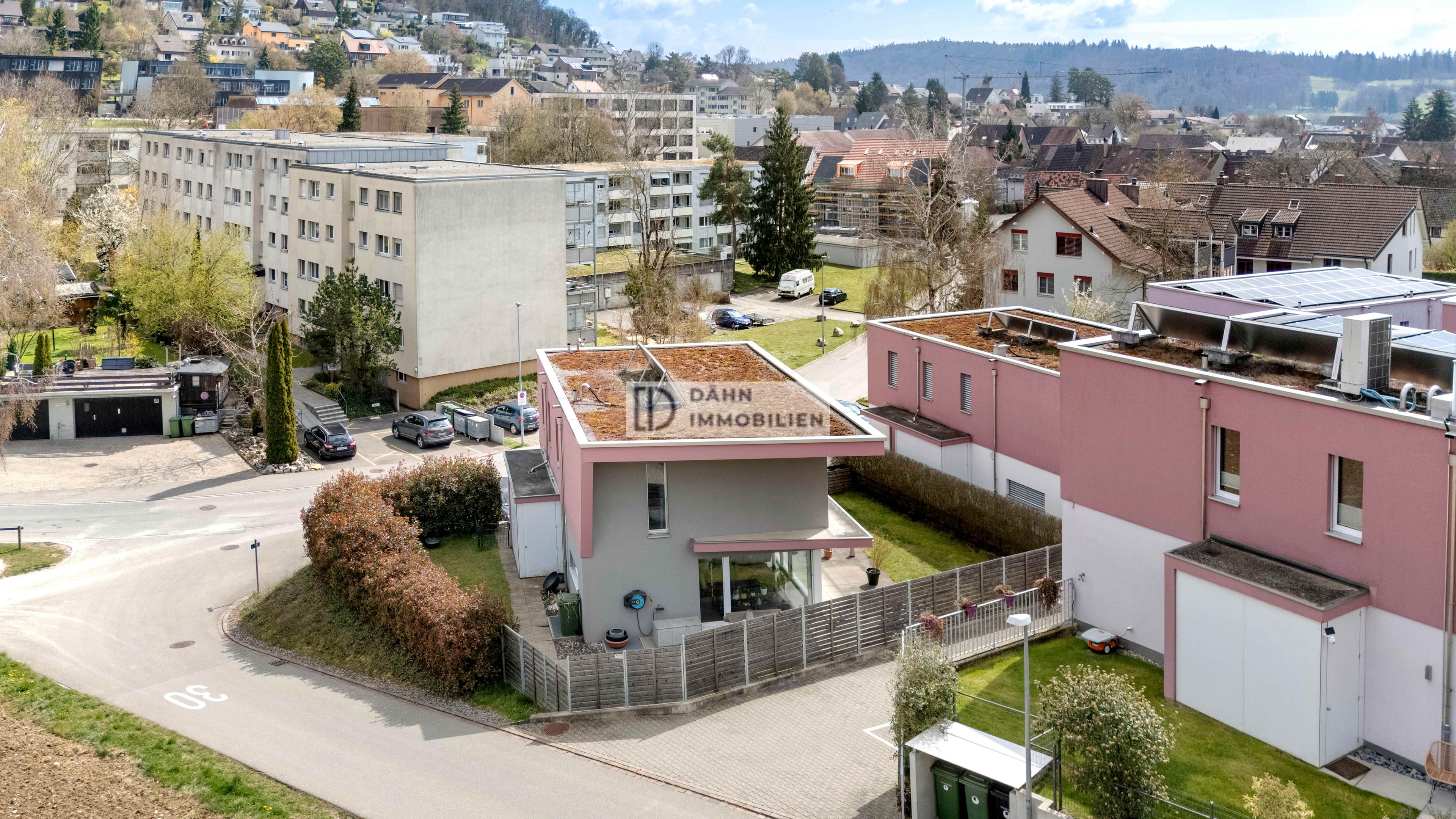 5.5-Zi.-EFH in Beringen: modernes Minergie-Haus mit Garten - Bild 2