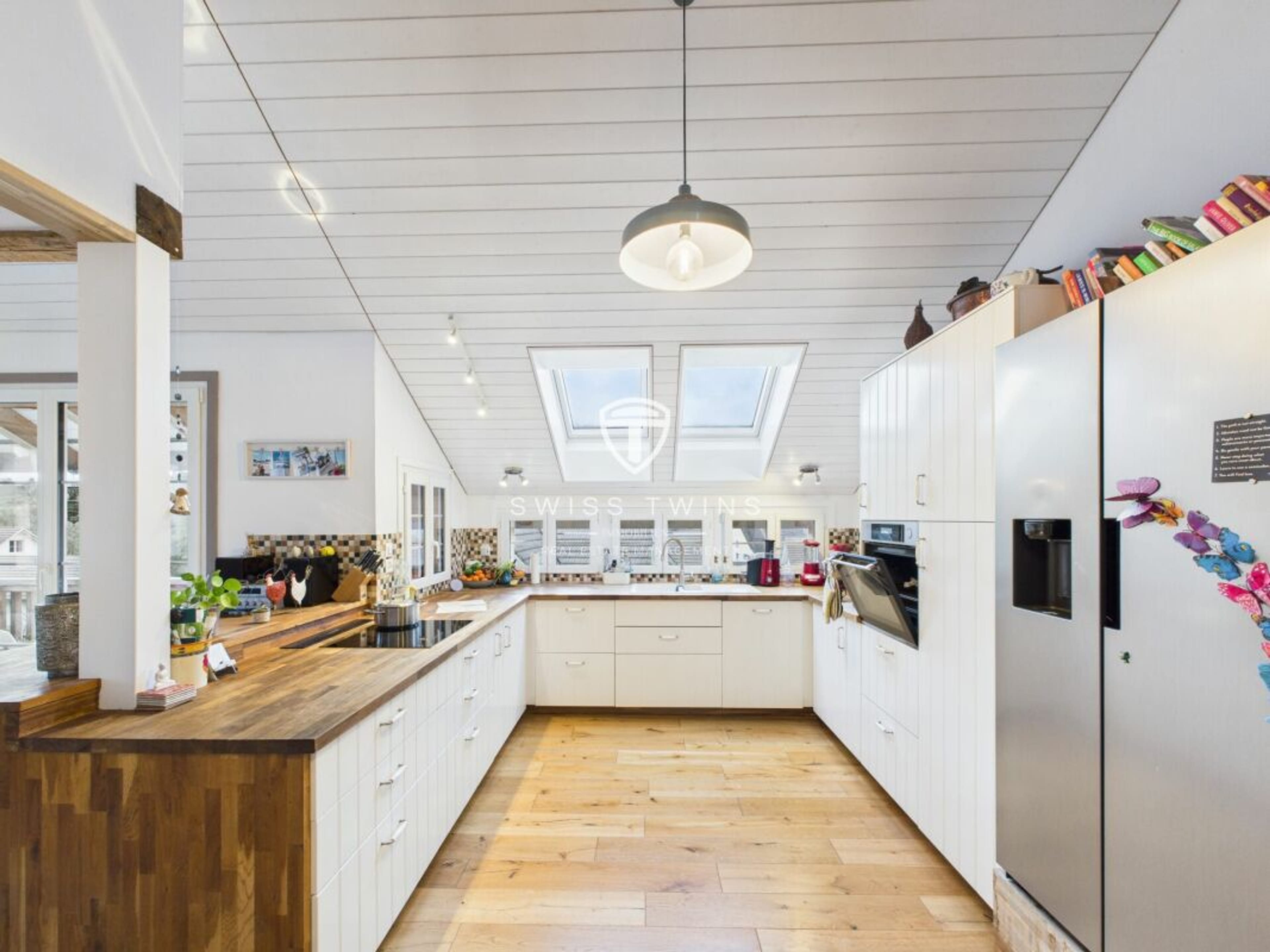 6.5-Zimmer-Wohnung mit Charme und Loggia in Volken - 13