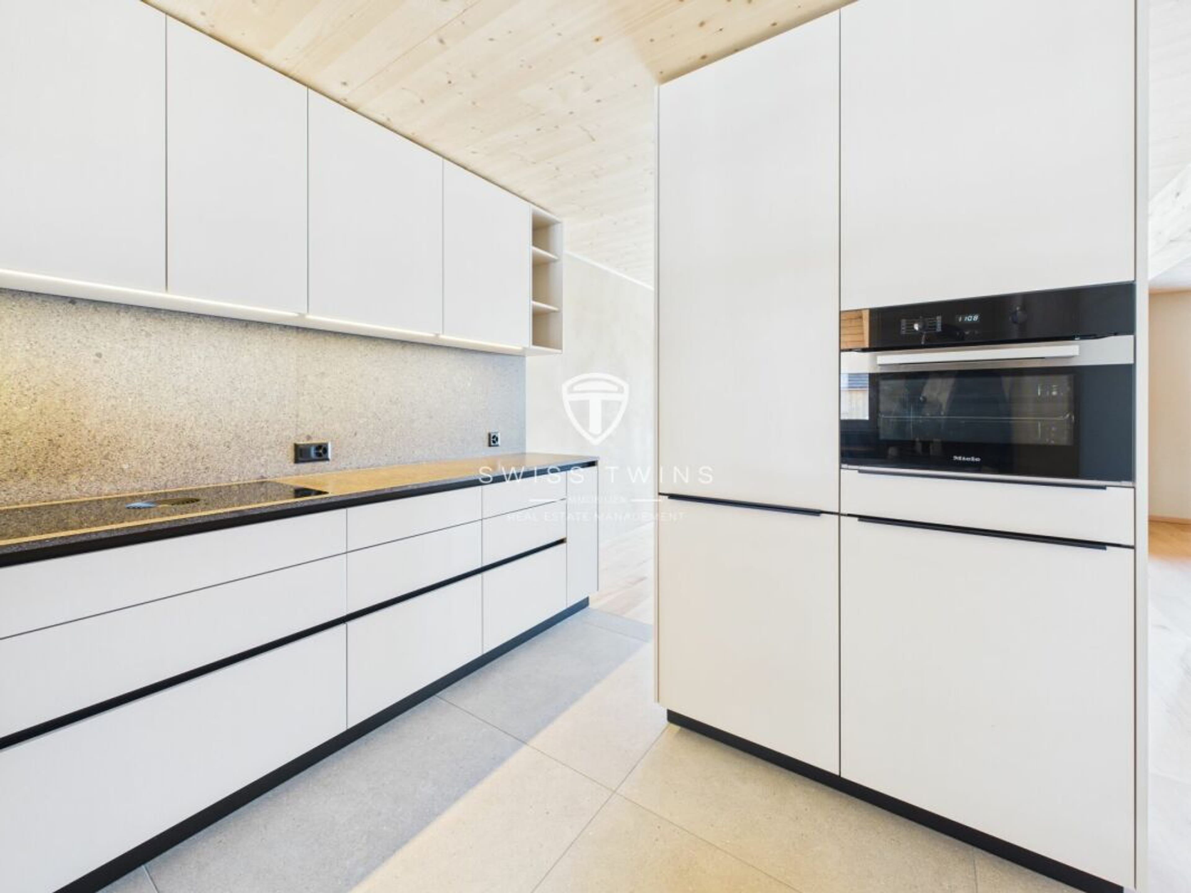 4.5-Zimmer-Maisonette mit Balkon und A-Energie in Schlatt ZH - 2