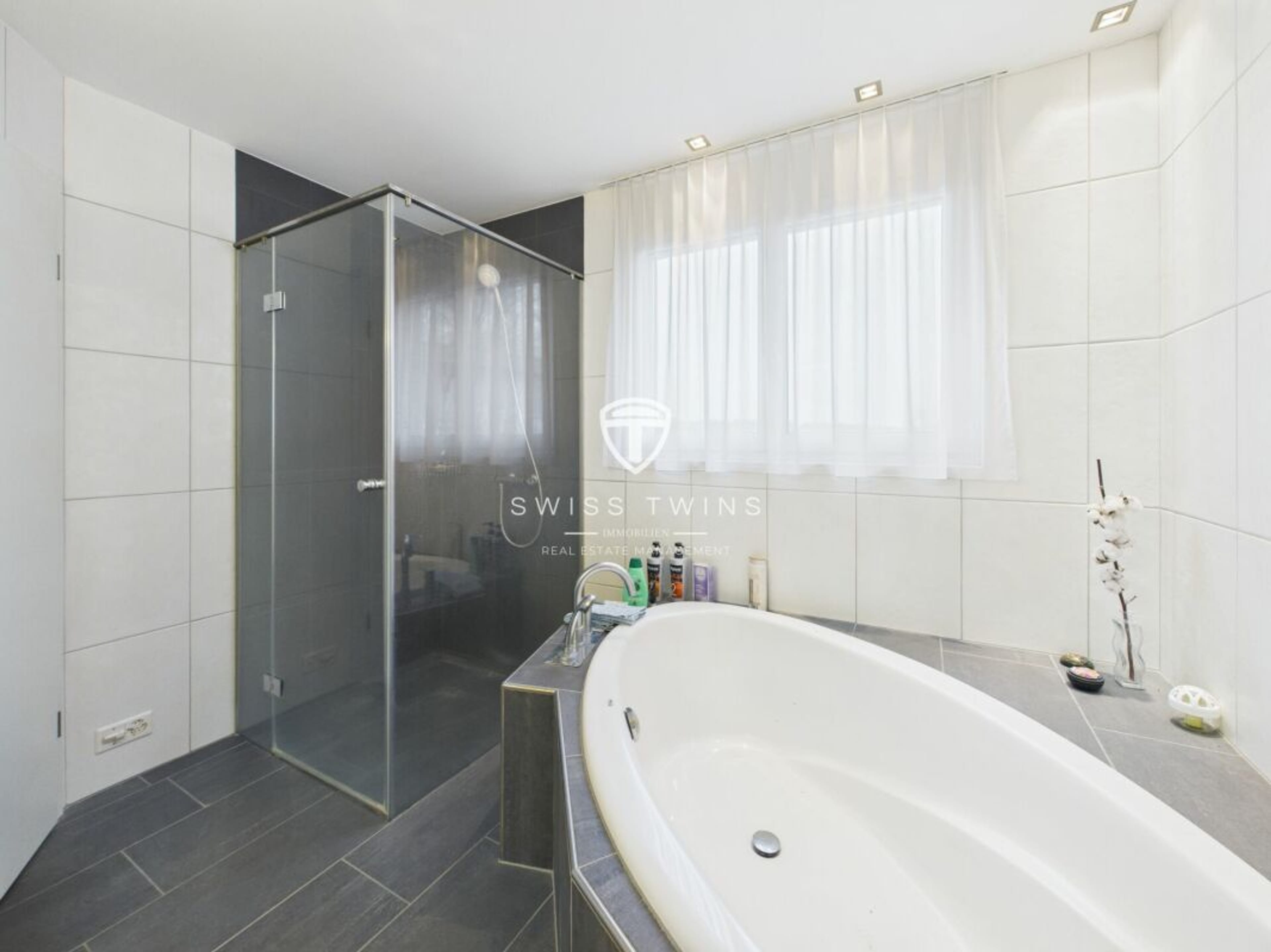 5.5-Zi.-Maisonette mit Panoramasicht in Niederrohrdorf kaufen - 6