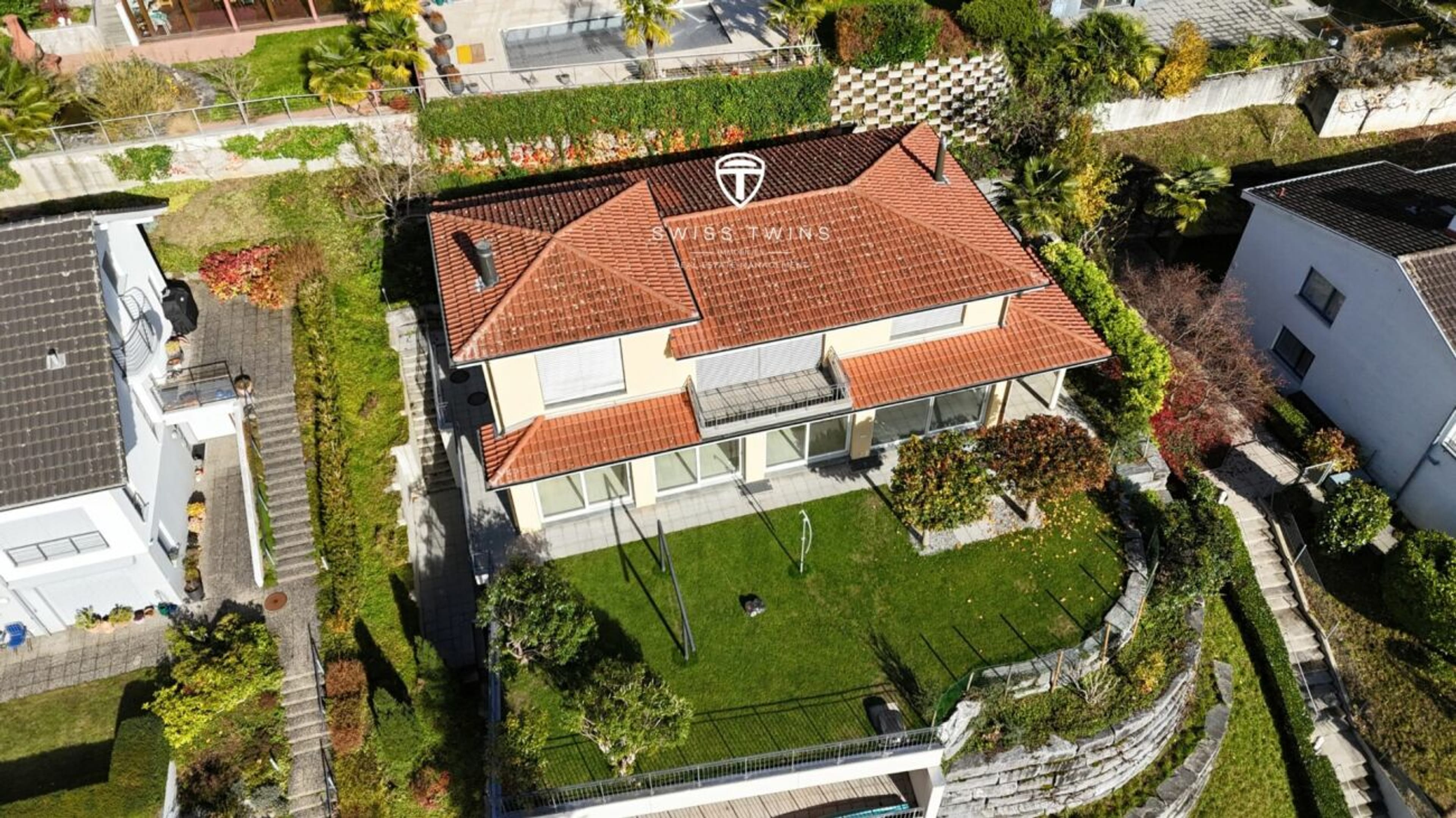 5.5-Zimmer-Haus mit Panorama und Garten in Kriens mieten - 11