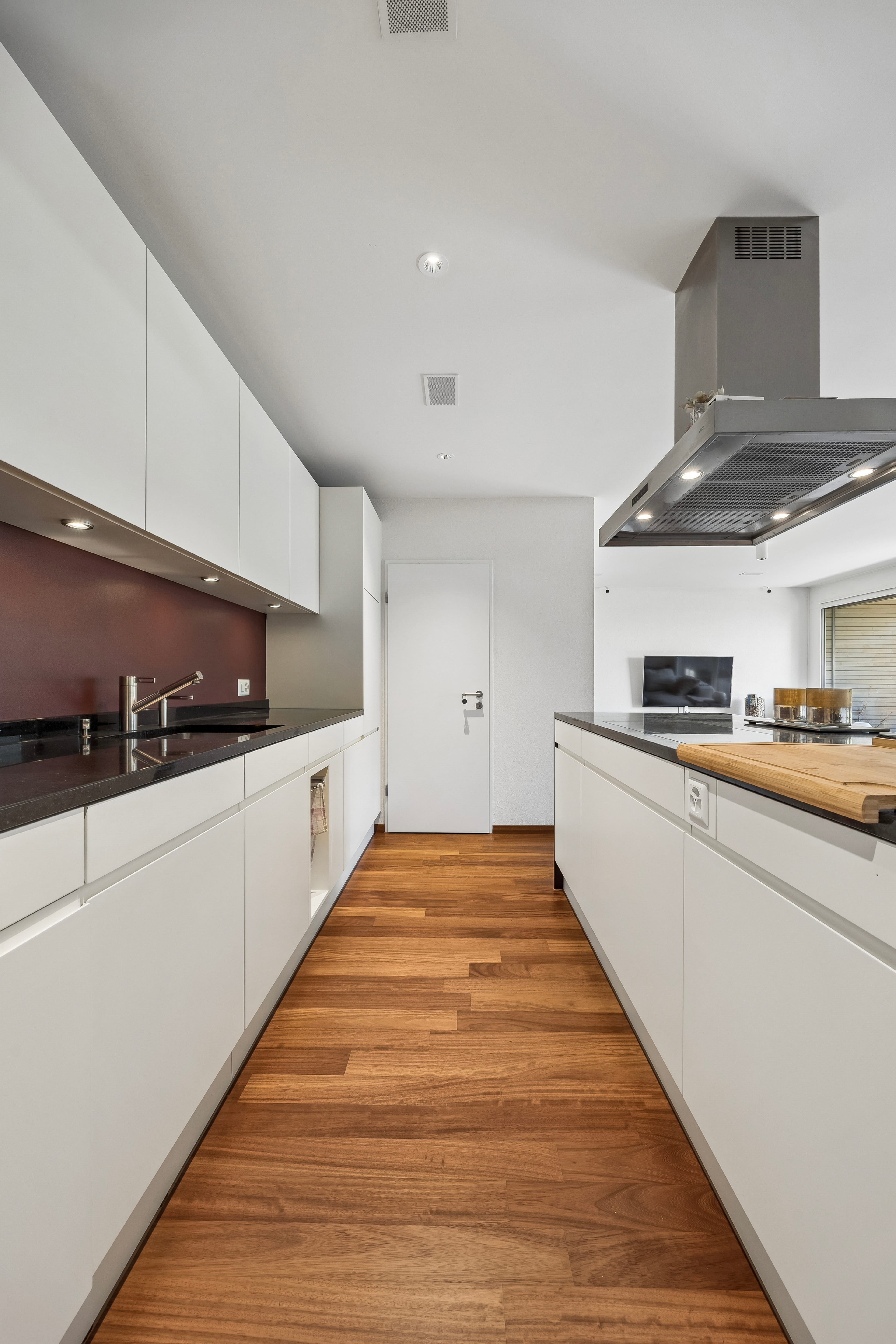 Hochwertige 3.5-Zimmer-Wohnung mit Balkon in Rümlang kaufen - Bild 3