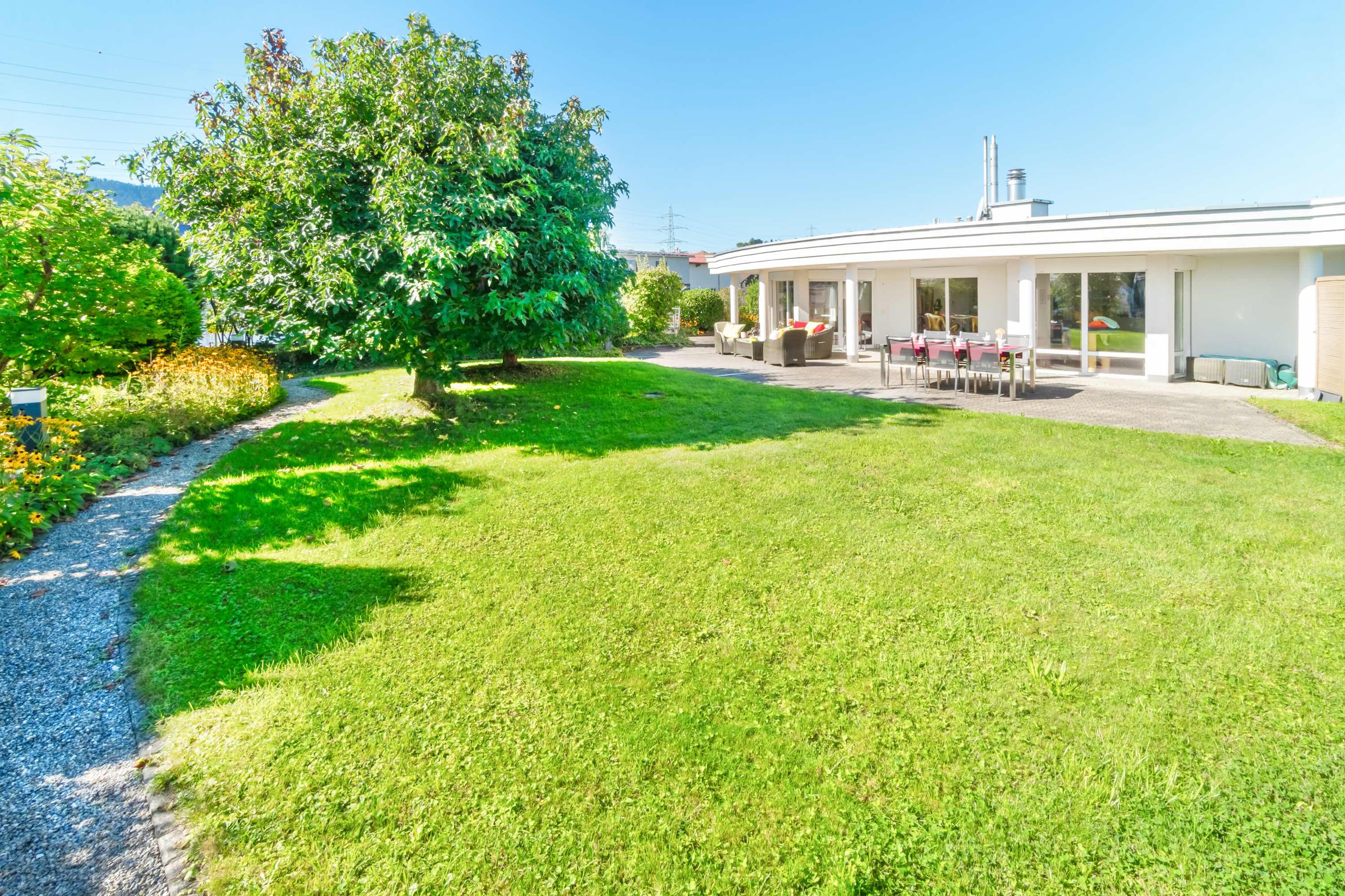 5.5 Zimmer Attikawohnung mit 550 m² Gartenterrasse, ein Traum.... - 3