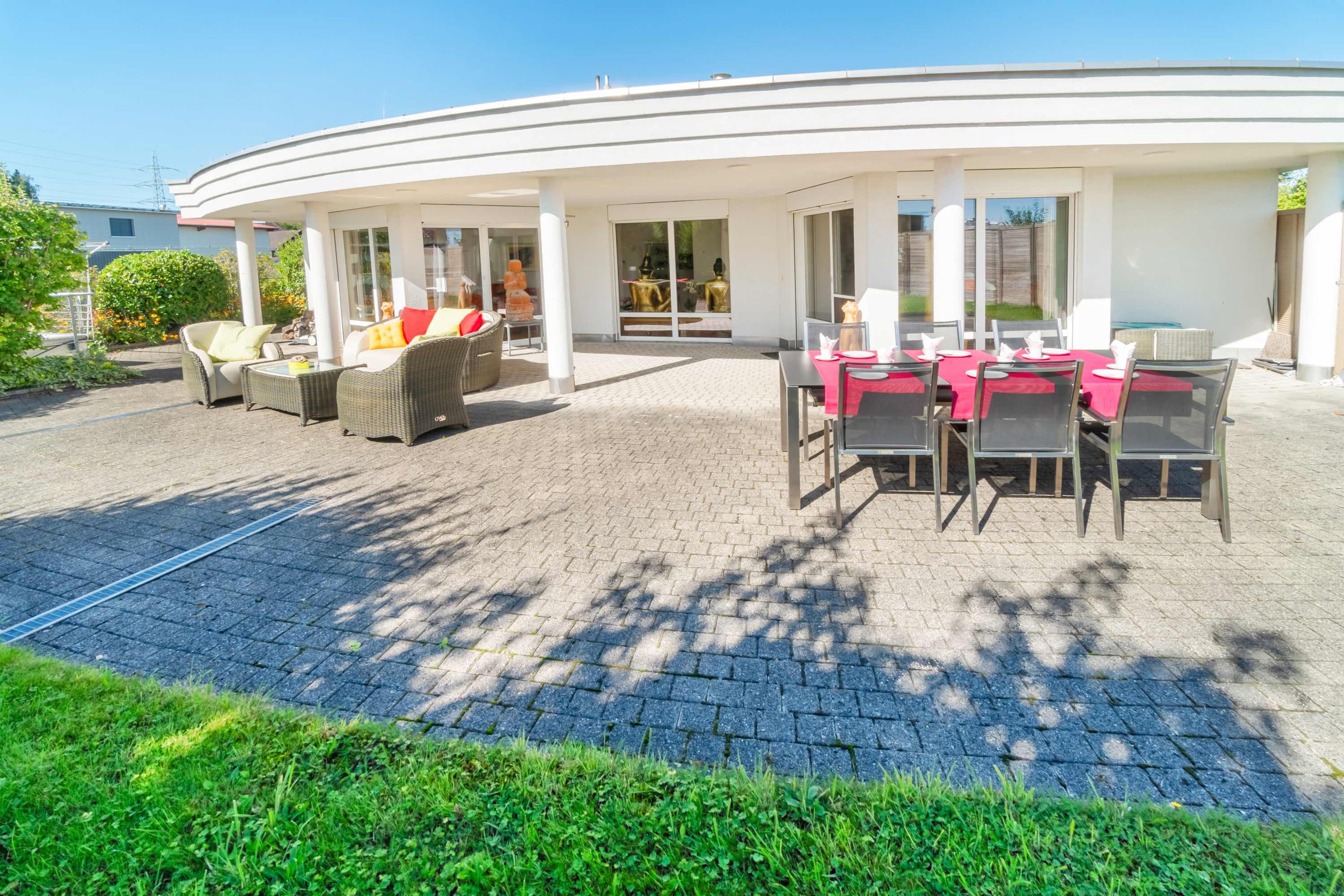 5.5 Zimmer Attikawohnung mit 550 m² Gartenterrasse, ein Traum.... - 12