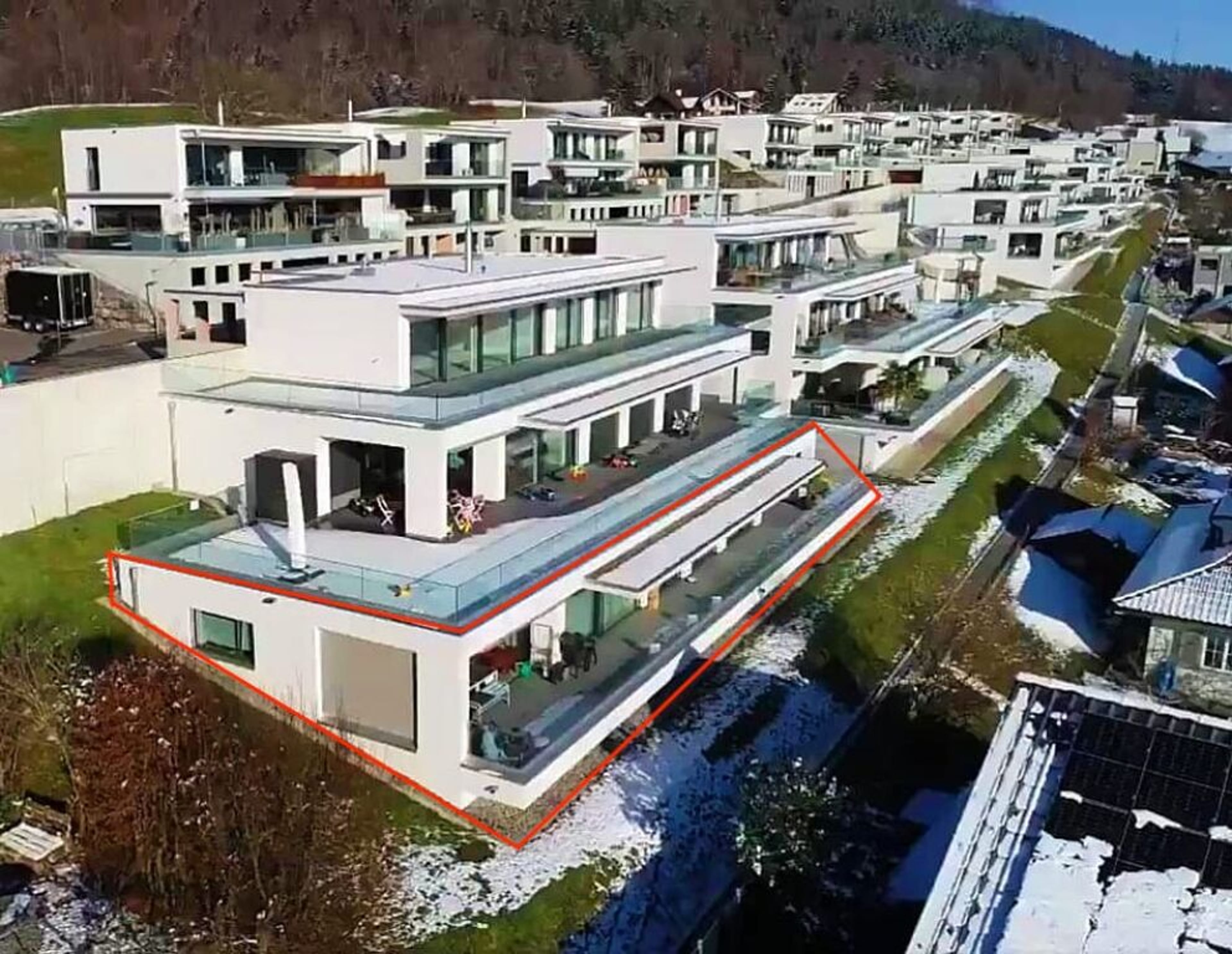 Moderne 5.5-Zi. Terrassenwohnung mit Weitsicht, Oberdiessbach - Bild 1