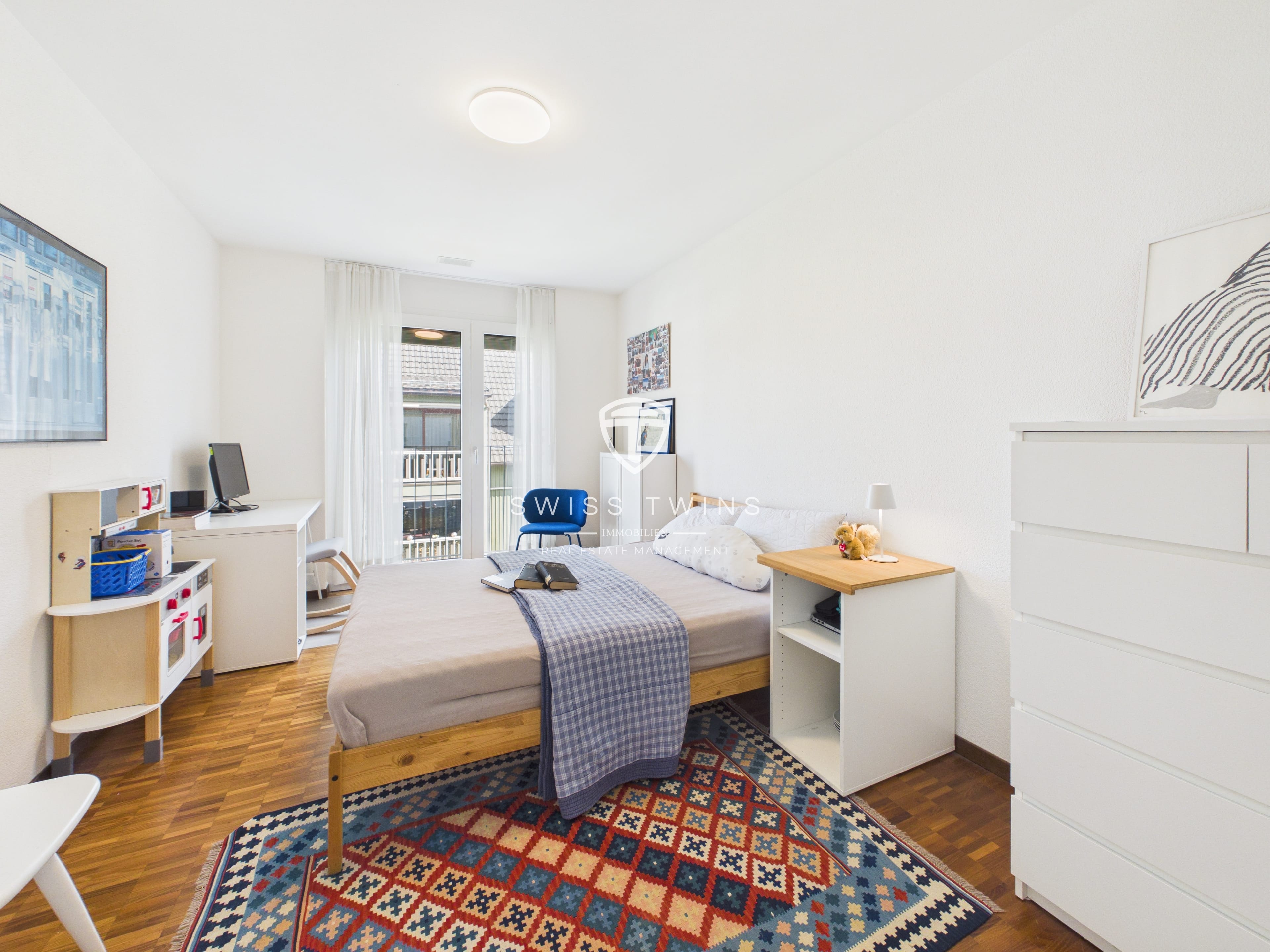 Exklusive 4.5 Zimmer Wohnung mit sonniger Terrasse, 2 Bädern und Tiefgarage in Wangen - Brüttisellen - 6