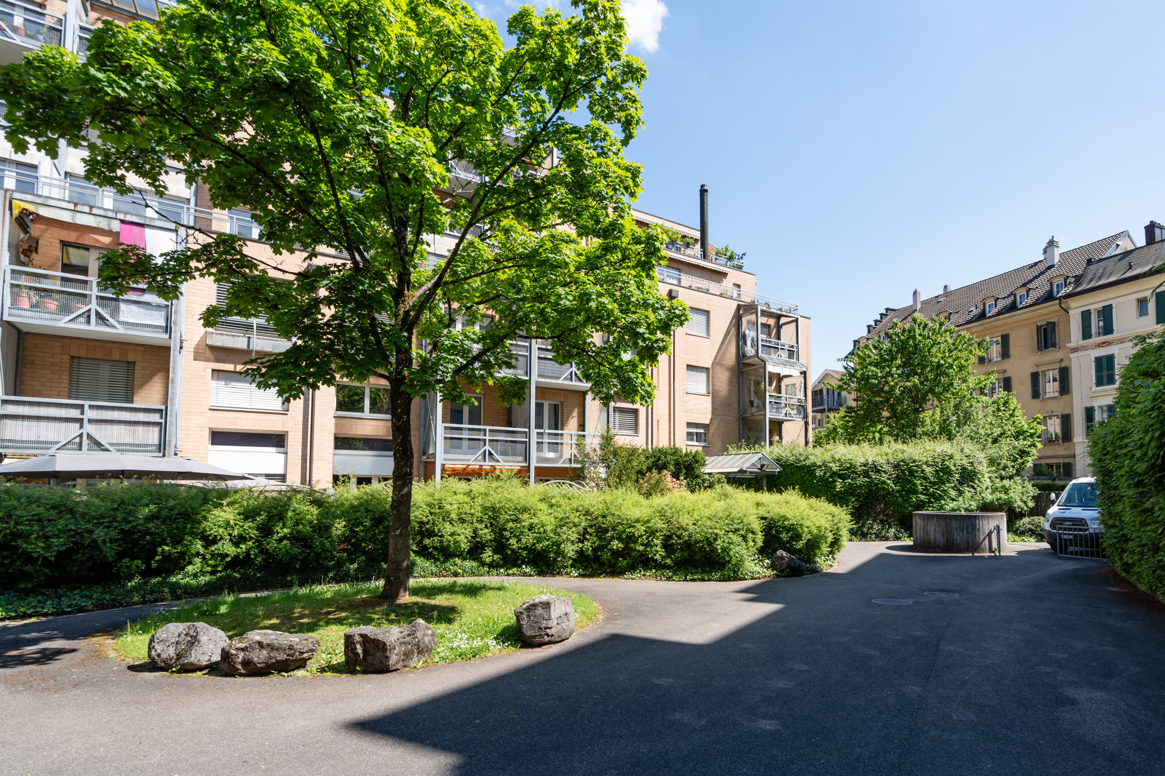 Immobilienanlage mit 35 Wohnungen, einer Bürofläche und Einstellhalle - Bild 4
