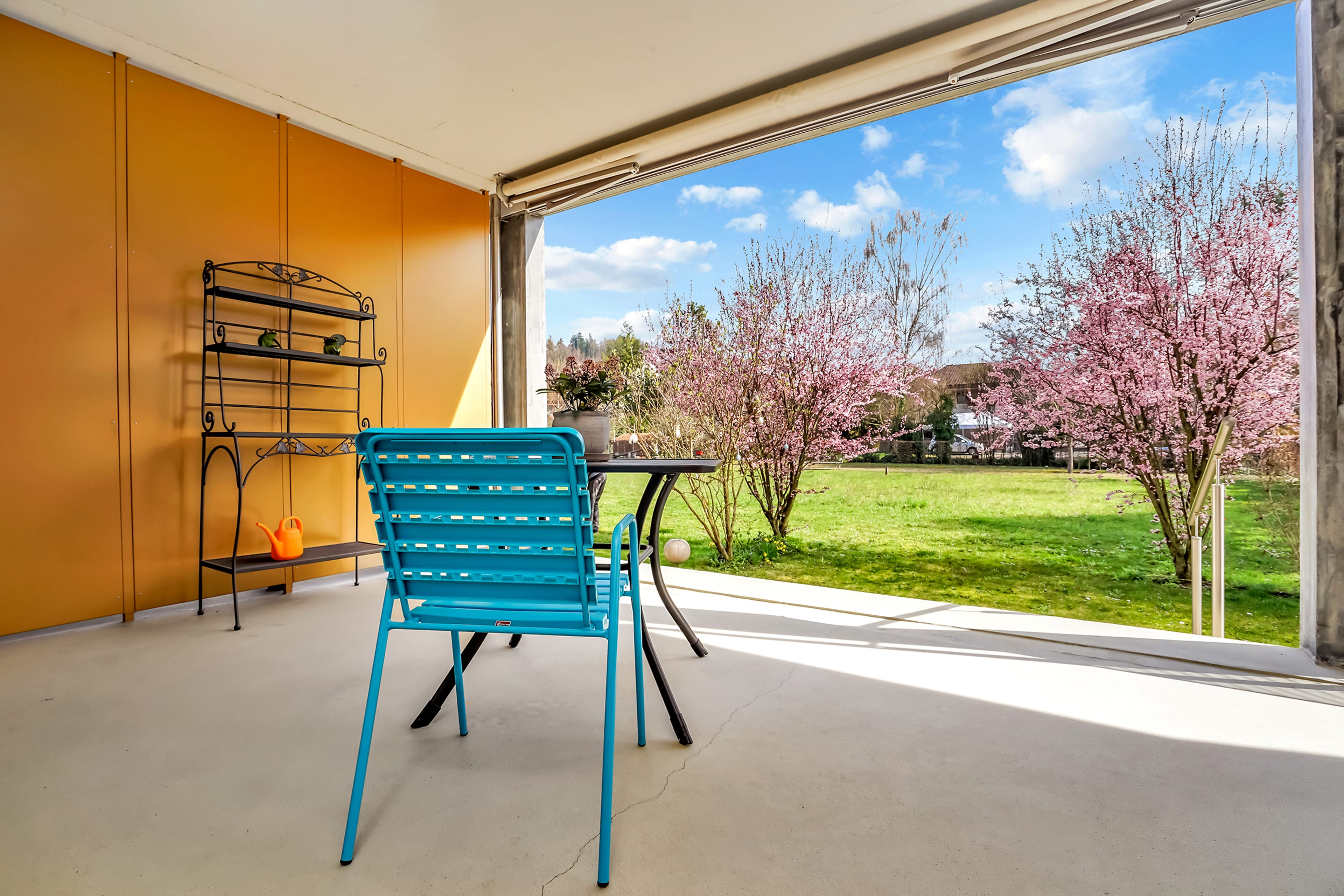 3.5-Zimmer-Wohnung mit Gartenanteil und Einstellhallenplatz - 1