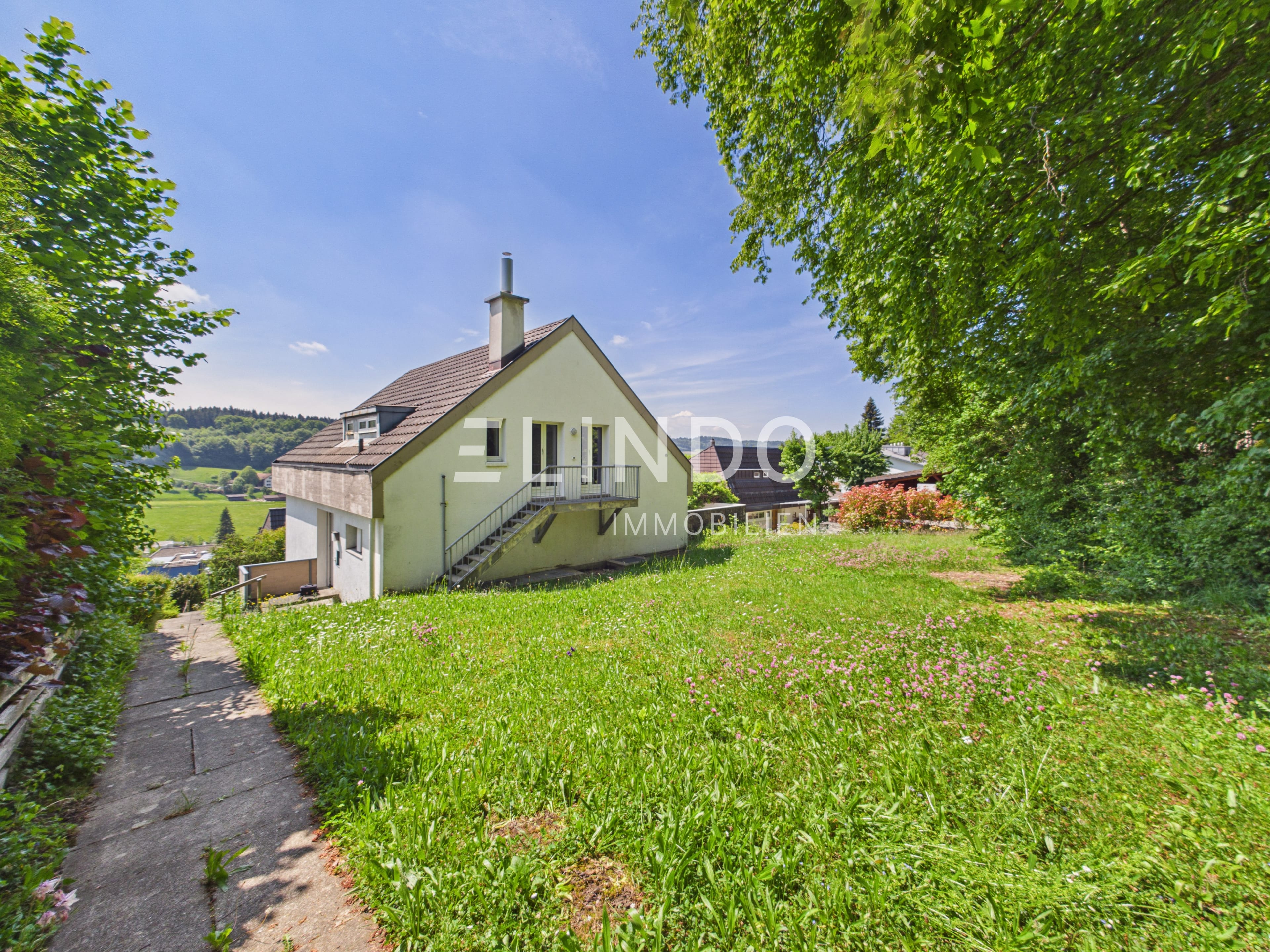 Weitblick & Sonne - Ihr Traumhaus in Birmensdorf ZH - Bild 1