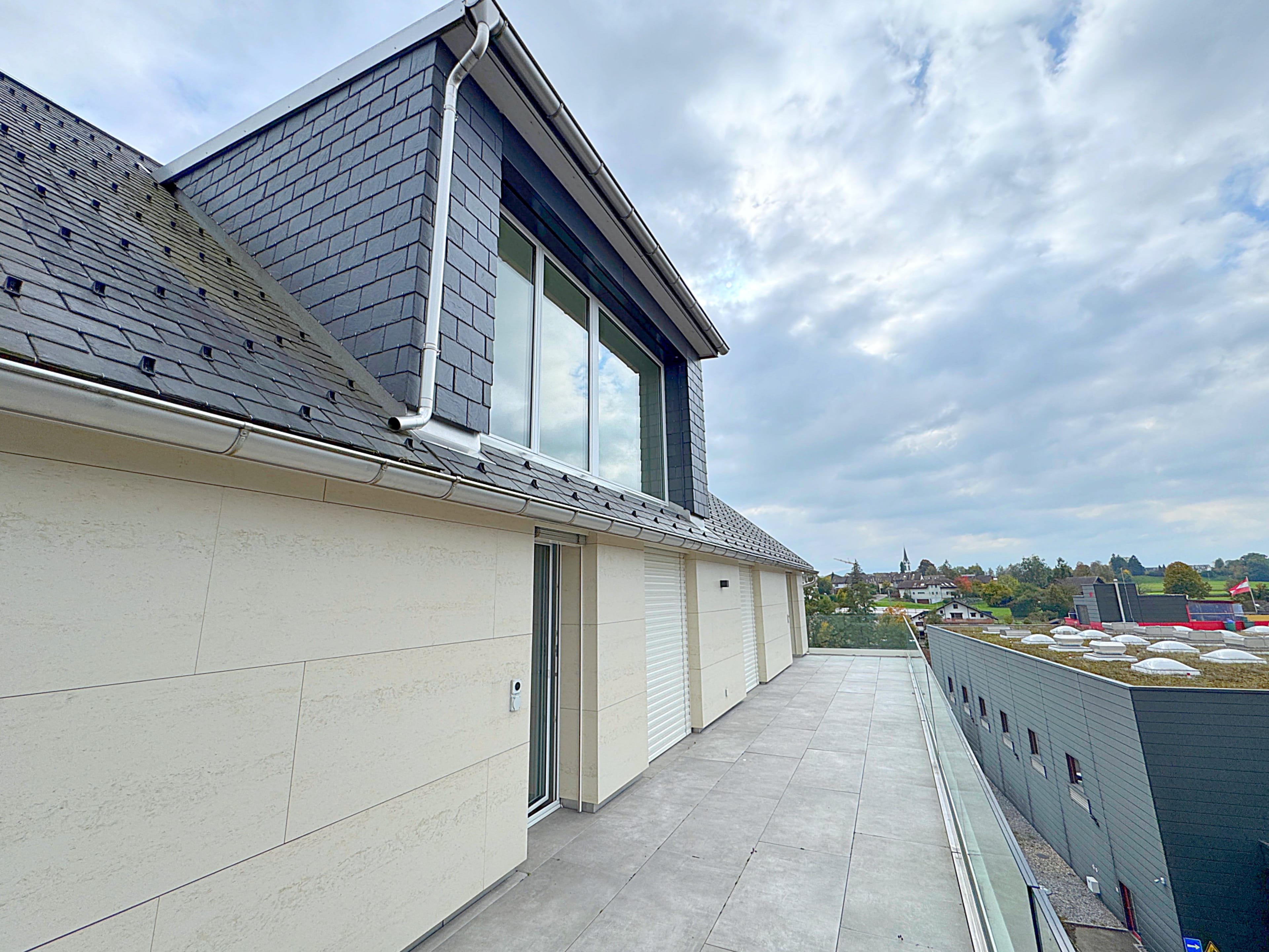 6.5-Zimmer-Maisonette mit 75.5 m² Terrassen in Bubikon - 10