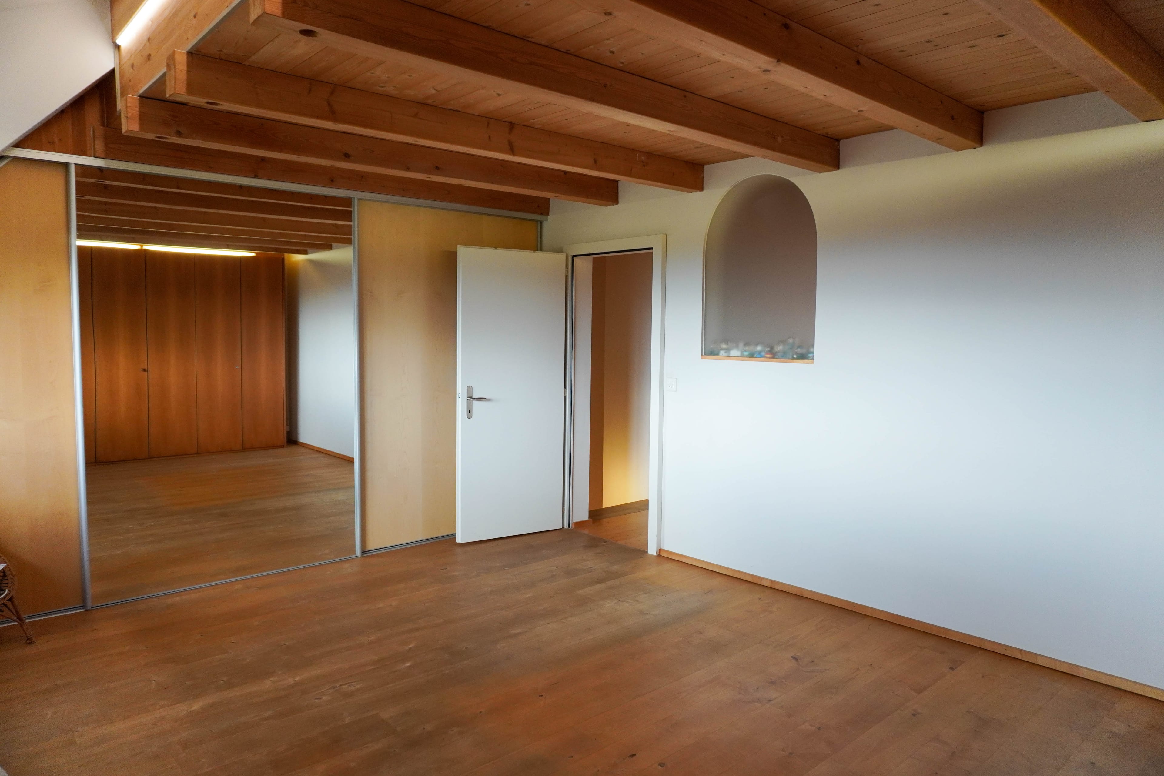 Familienhaus mit viel Raum auf vier Ebenen - 12
